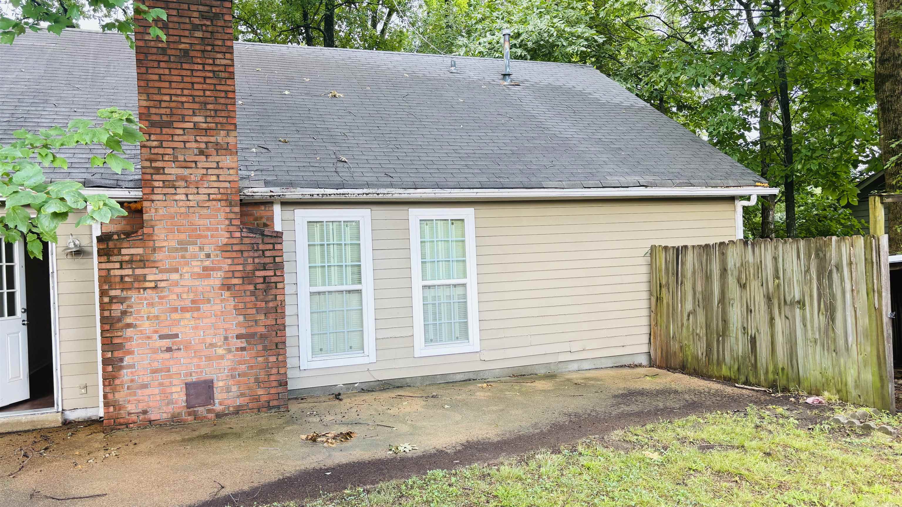 8241 Trinity Rd Property Photo 15