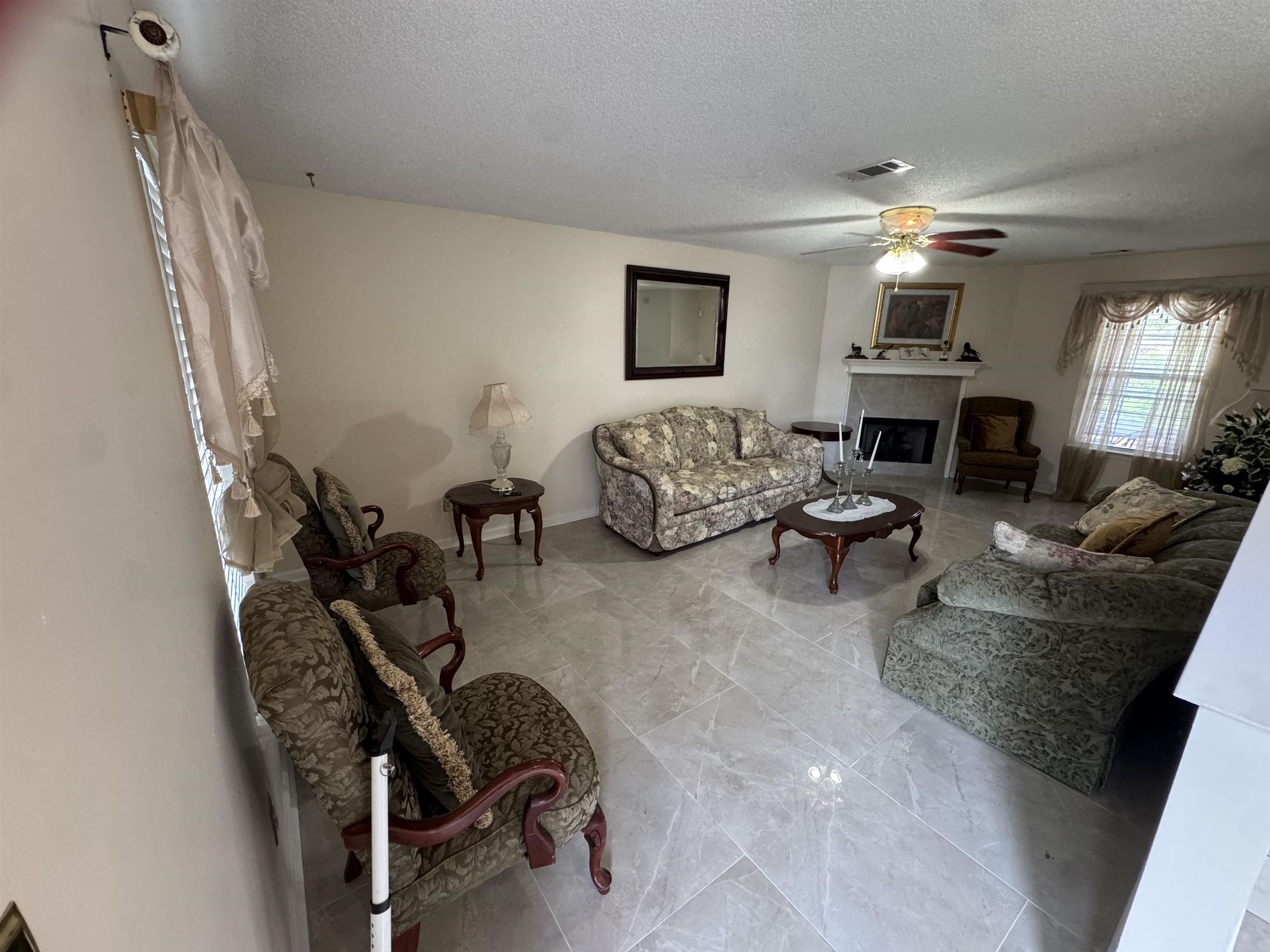 6674 Olivia Forest Rd Property Photo 3