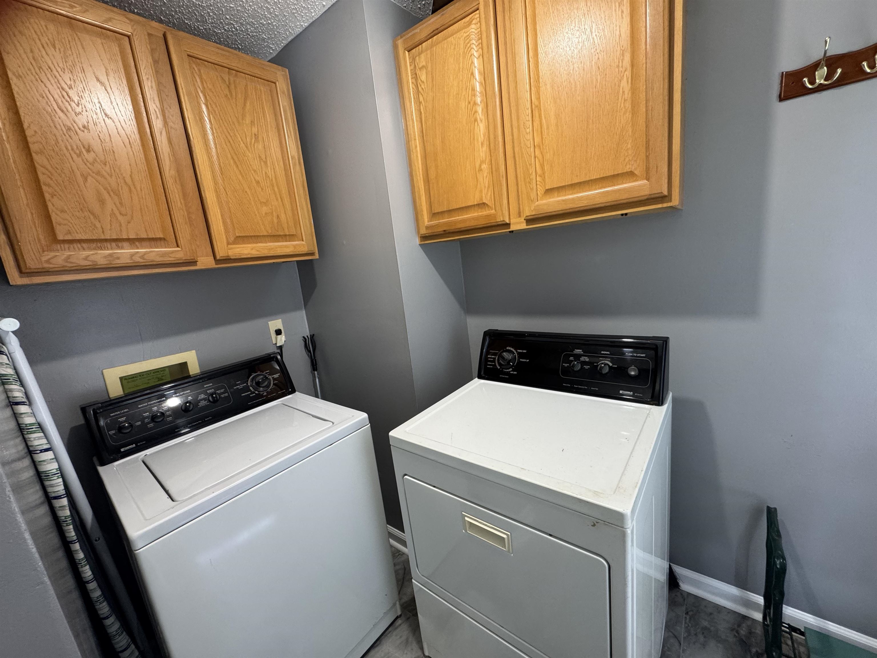 6674 Olivia Forest Rd Property Photo 8