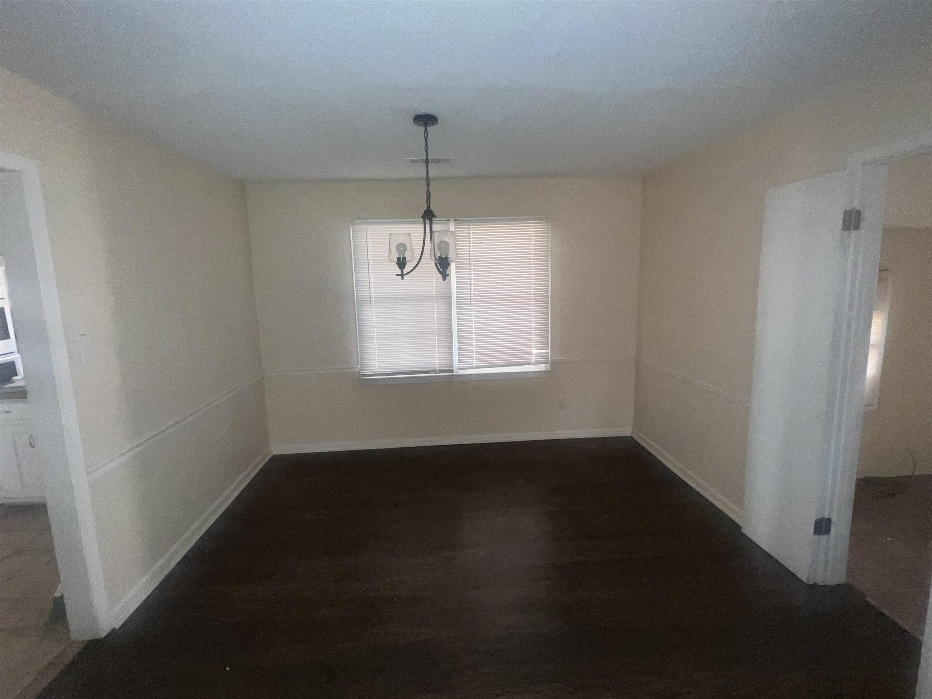 4295 Hudgins Rd Property Photo 2