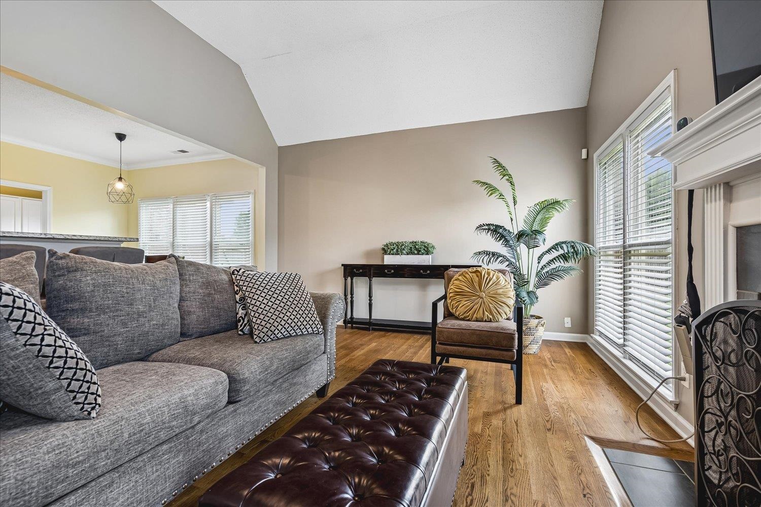 8944 Heath Cv Property Photo 16