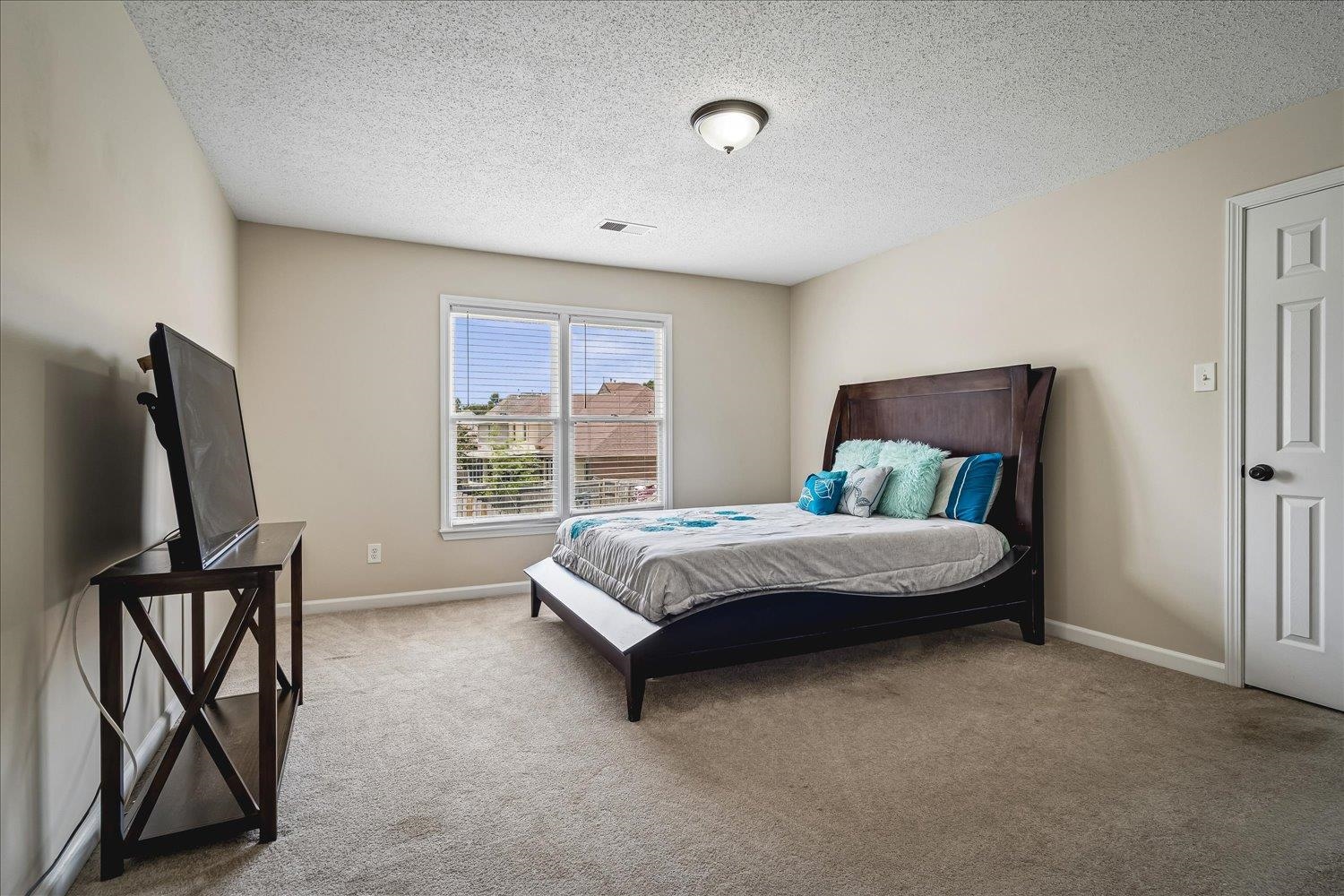 8944 Heath Cv Property Photo 32