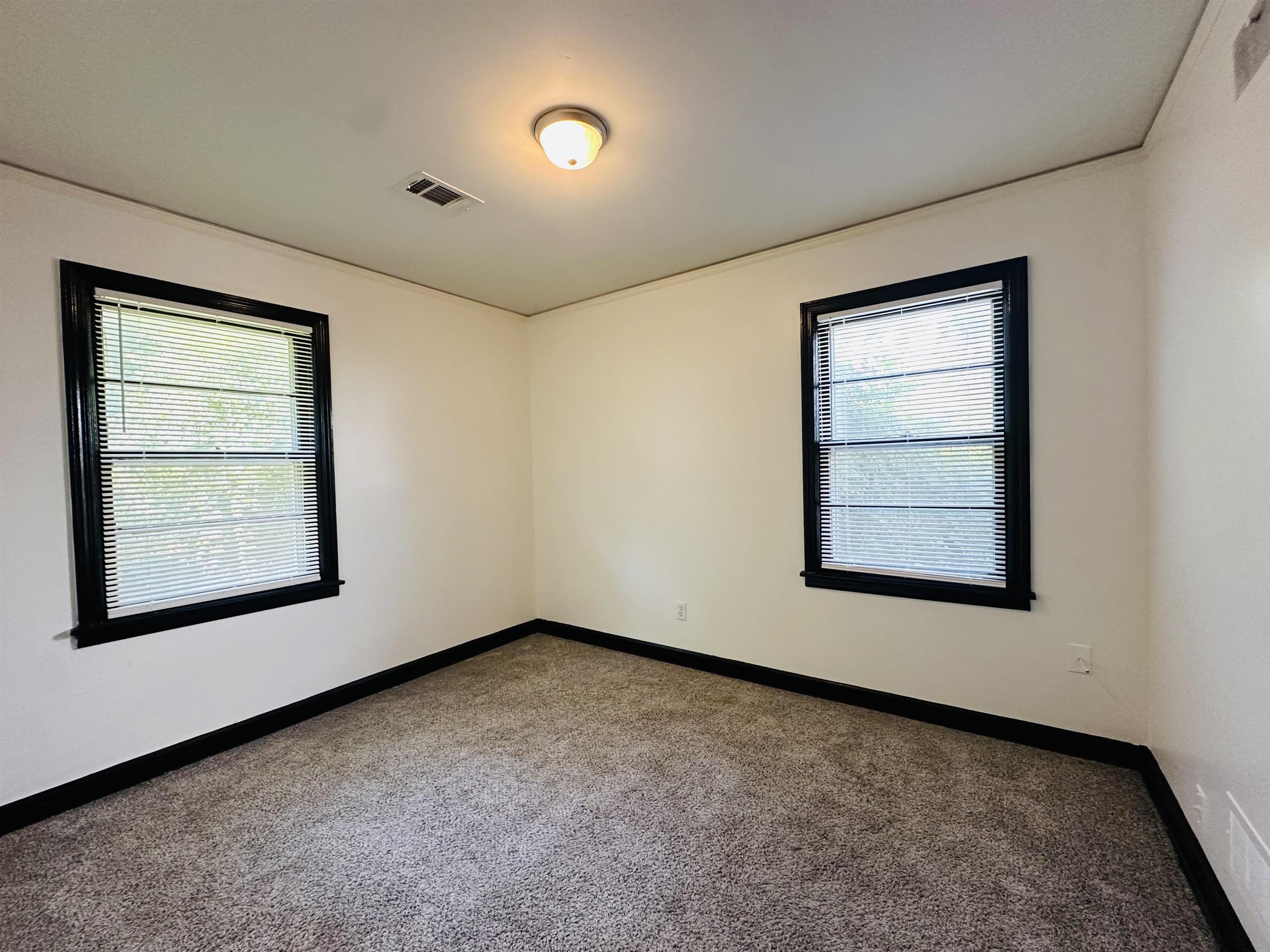 1773 Greenview Cir Property Photo 18