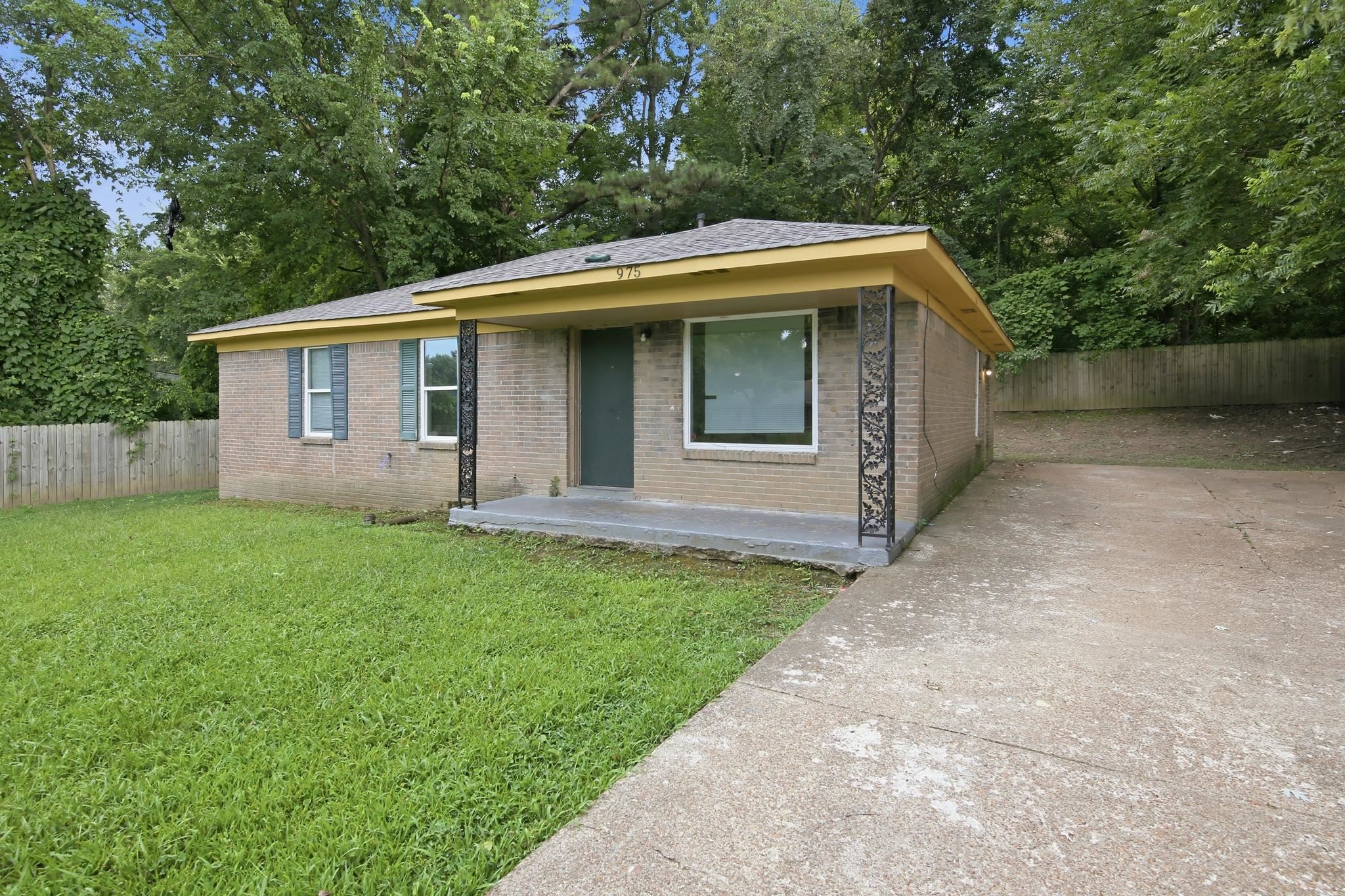 975 SHADOWLINE DR Property Photo 1