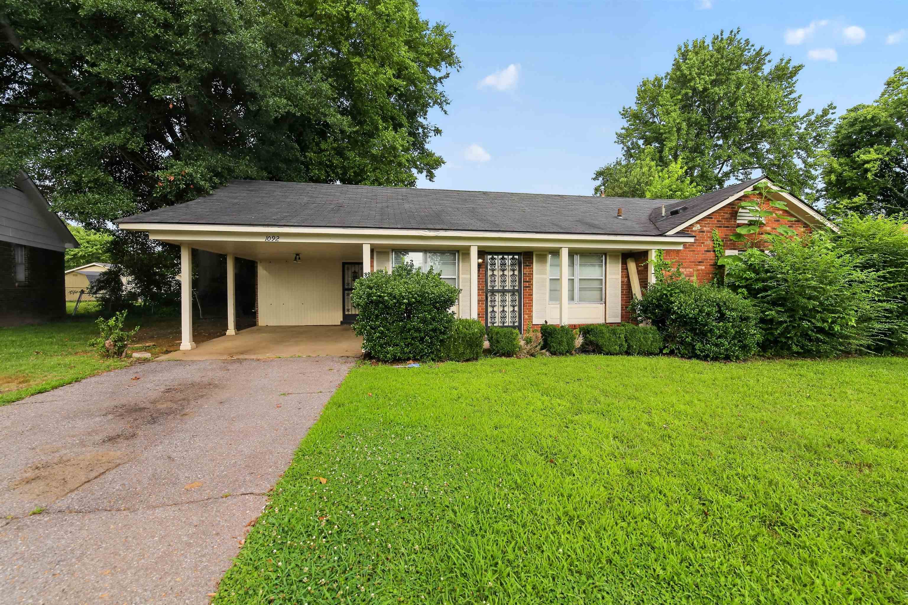 1092 Quailrun Ln Property Photo 4