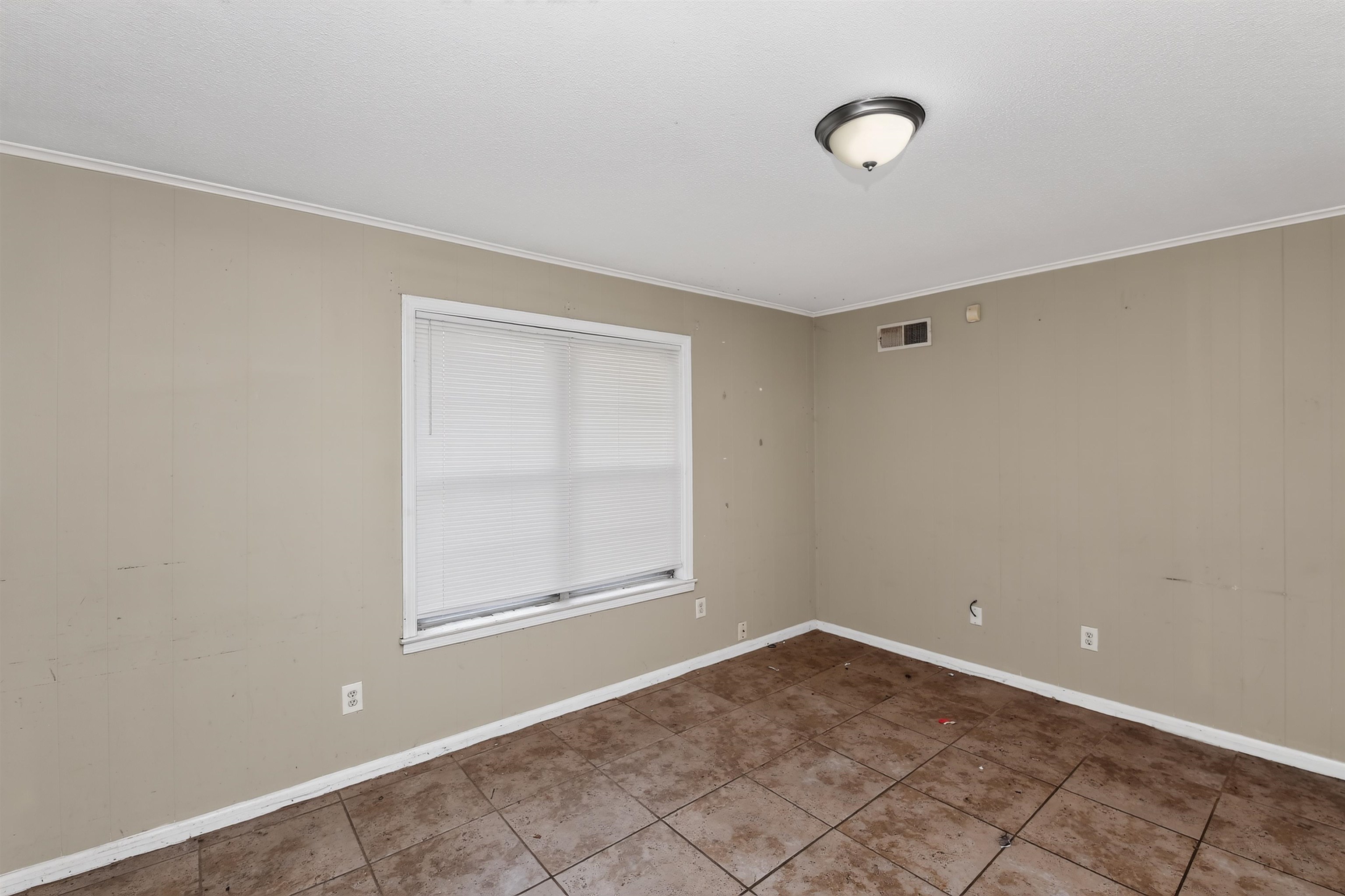 1092 Quailrun Ln Property Photo 8