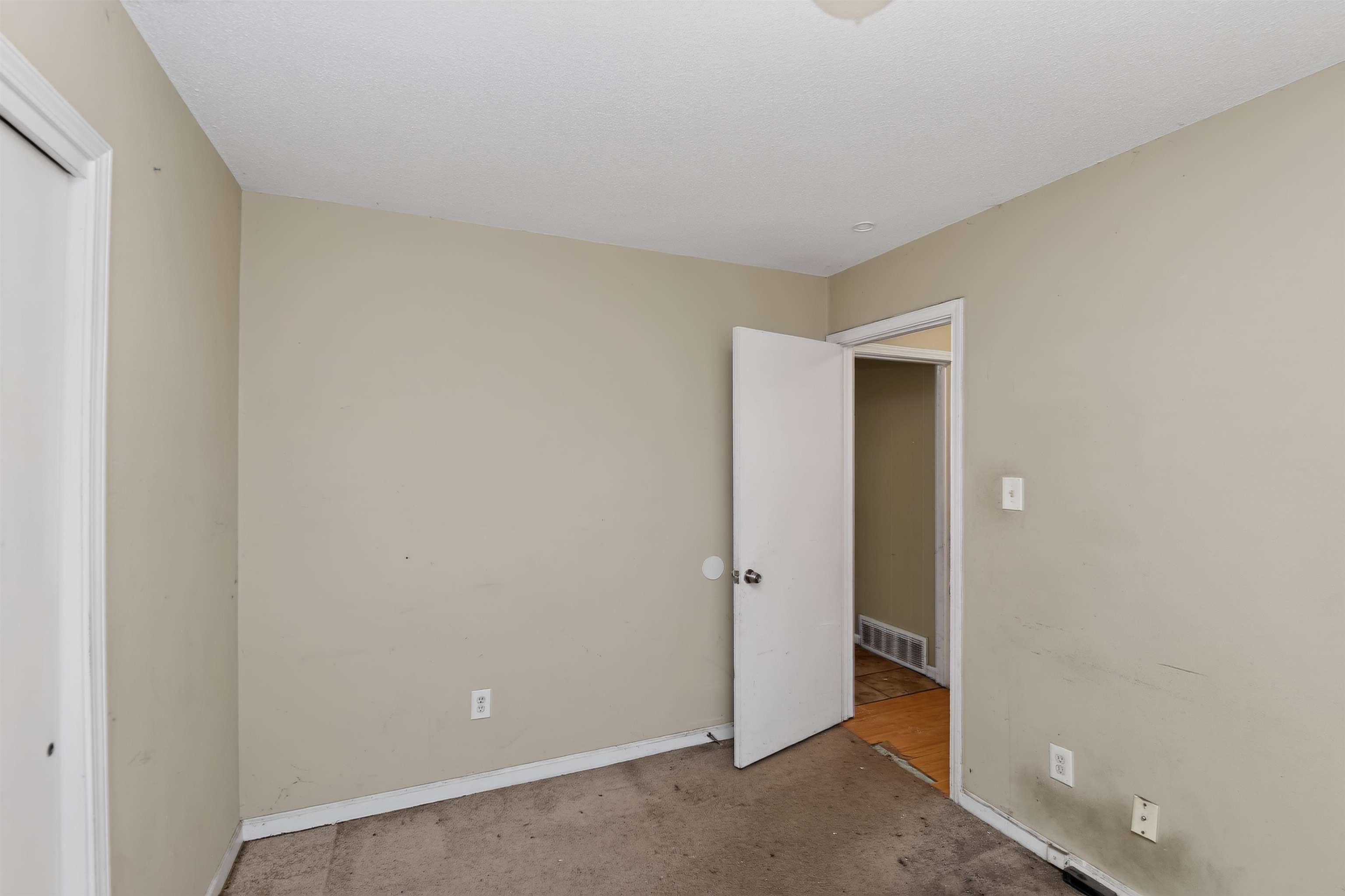 1092 Quailrun Ln Property Photo 14
