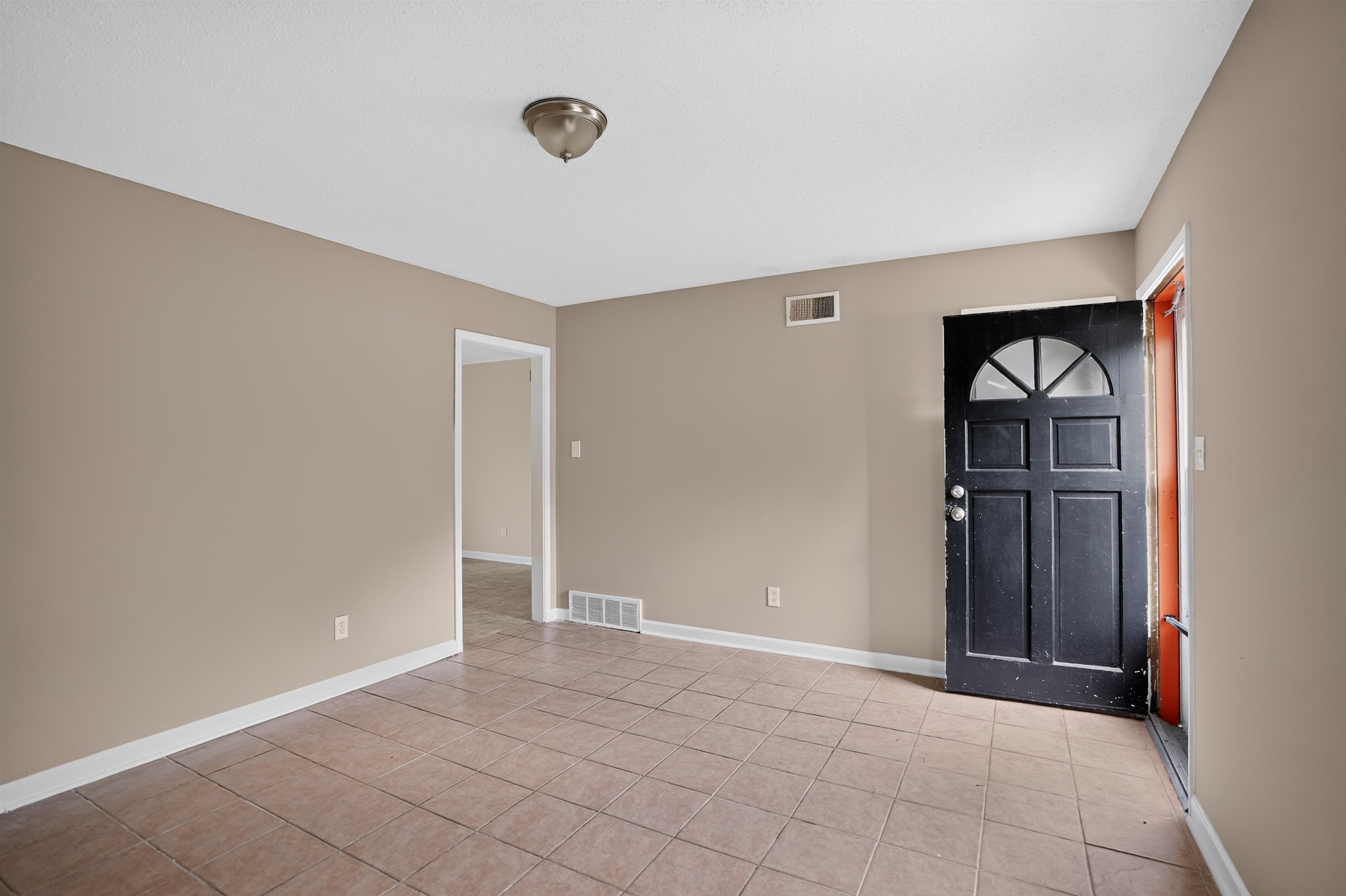 4171 Cliffdale St Property Photo 12