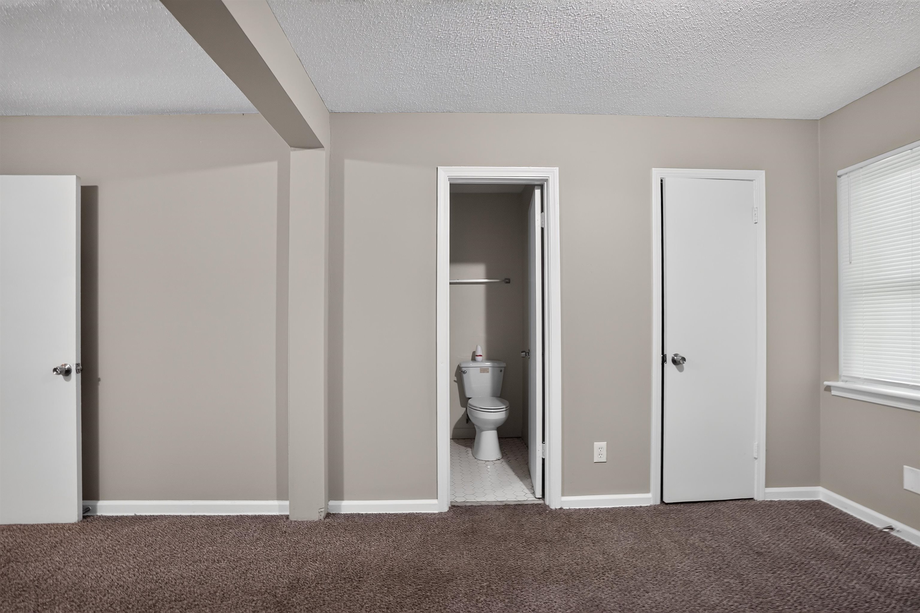 4171 Cliffdale St Property Photo 24