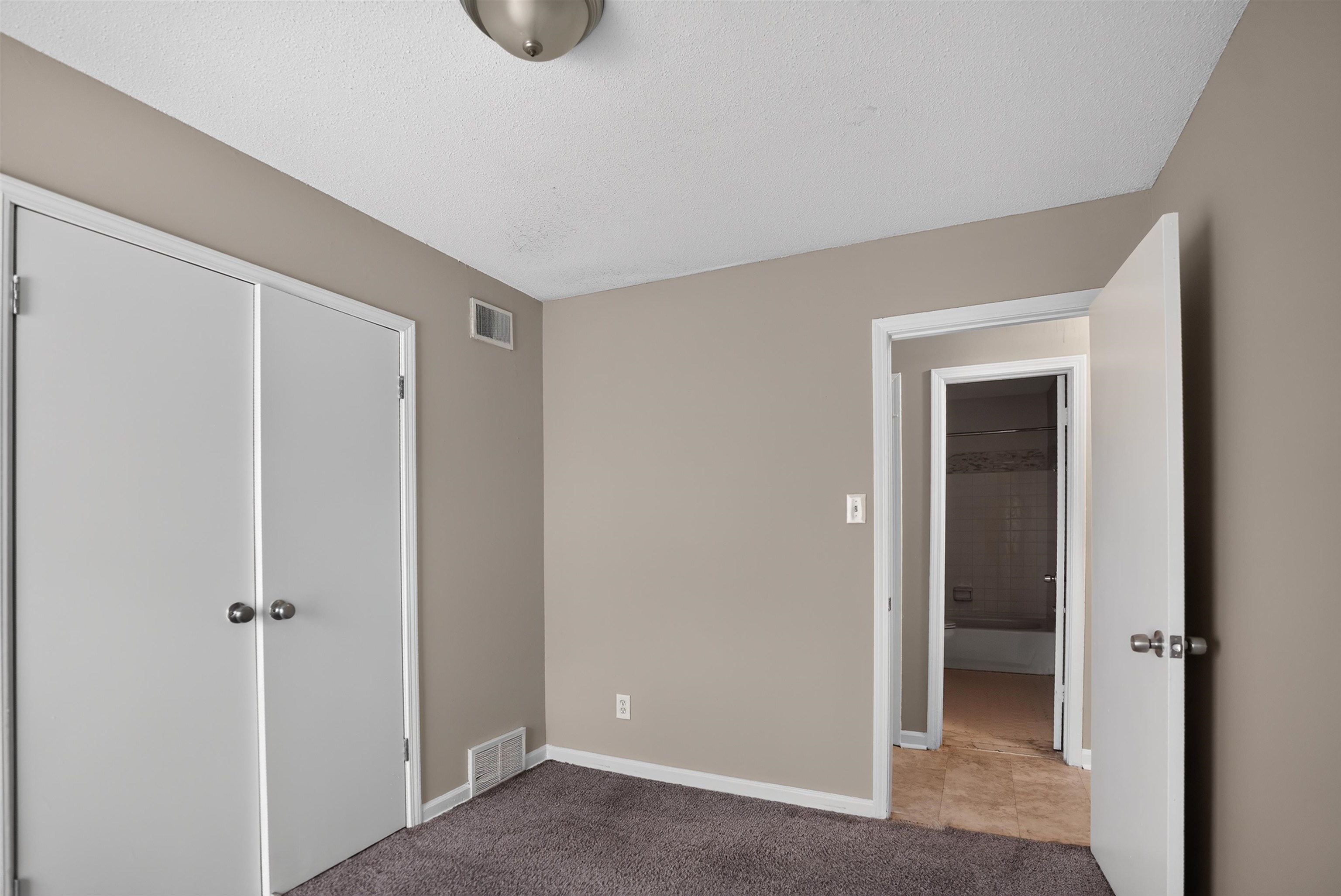 4171 Cliffdale St Property Photo 26