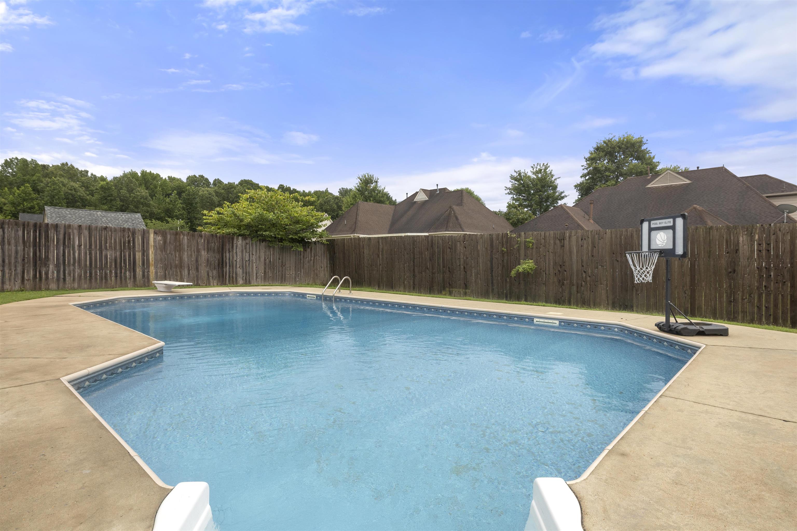 11199 Bernadette Cv Property Photo 20