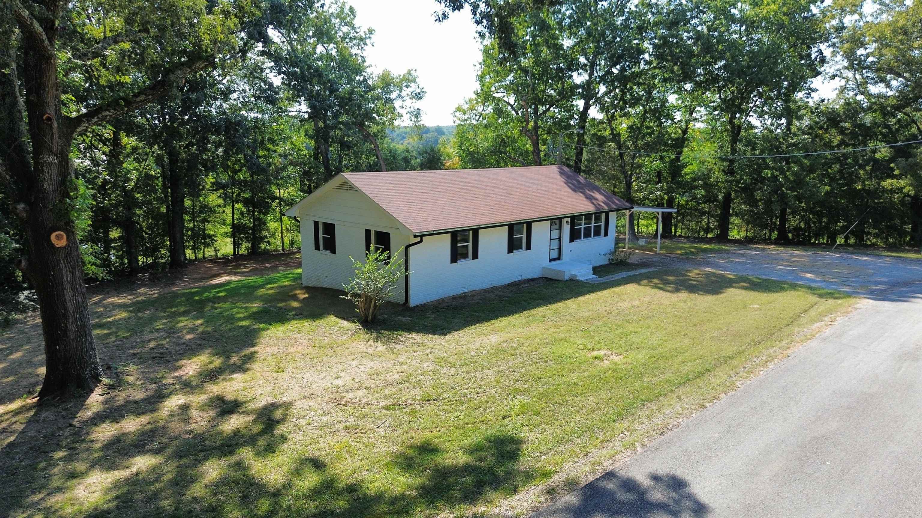 145 Rose Rd Property Photo 1