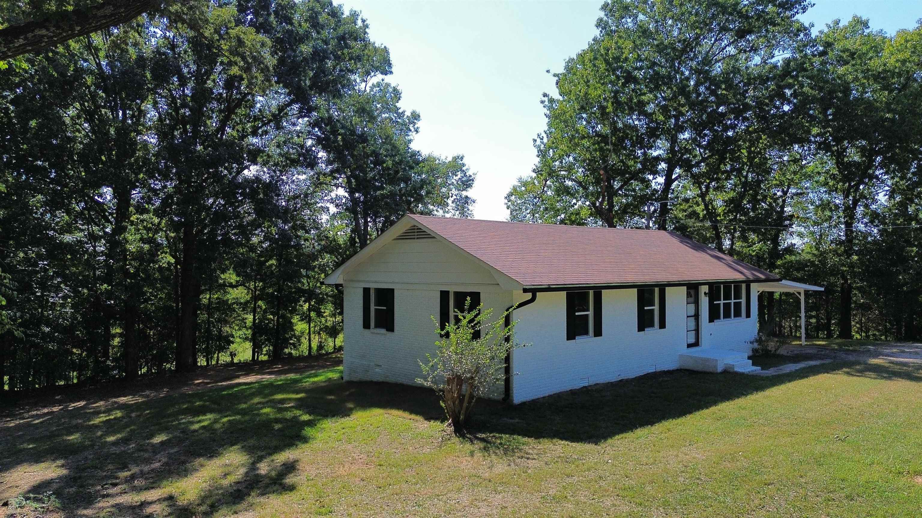 145 Rose Rd Property Photo 2
