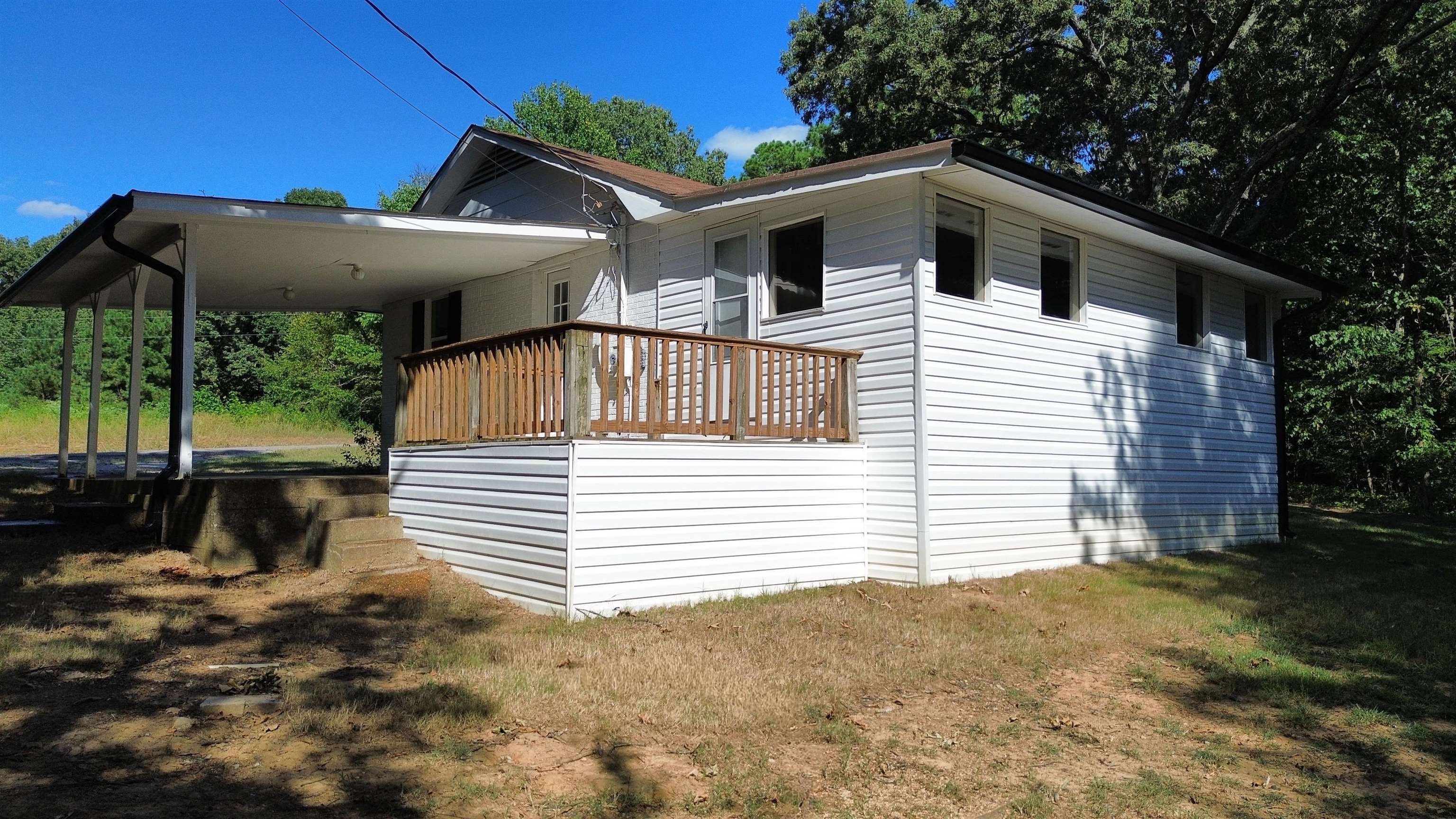 145 Rose Rd Property Photo 5