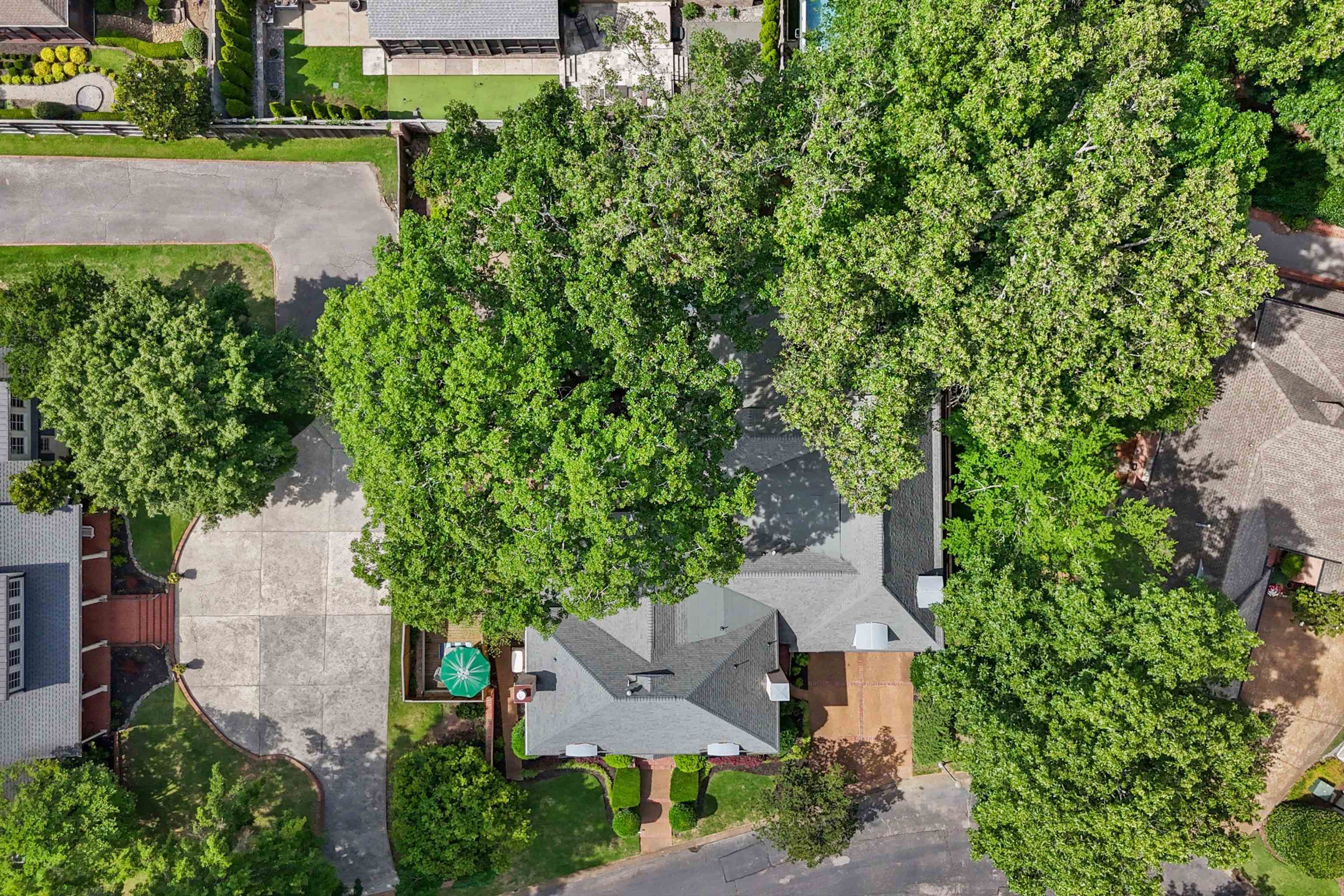 6320 Whitmar Pl N Property Photo 3
