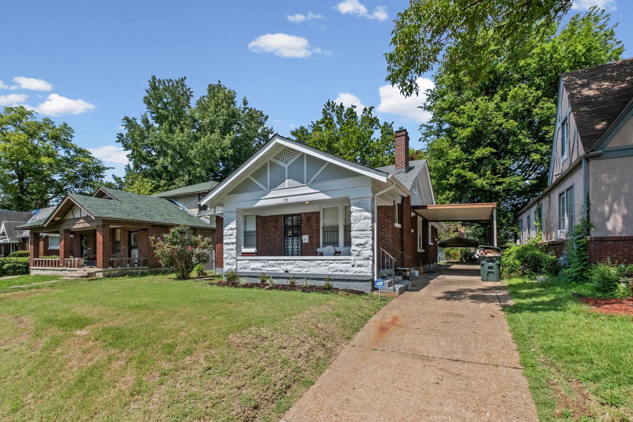 755 N Mcneil St Property Photo 3
