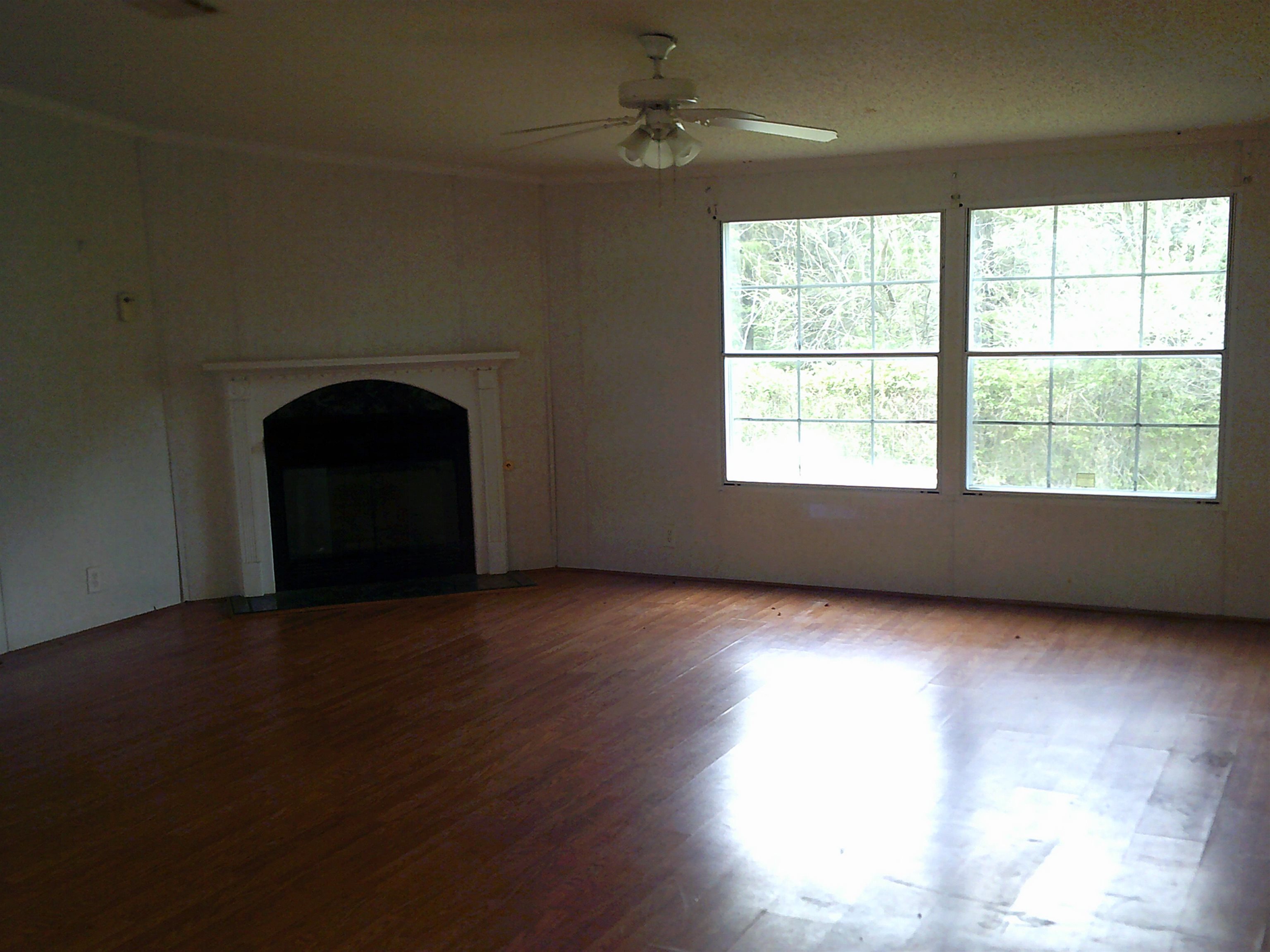 840 Rose Rd Property Photo 2