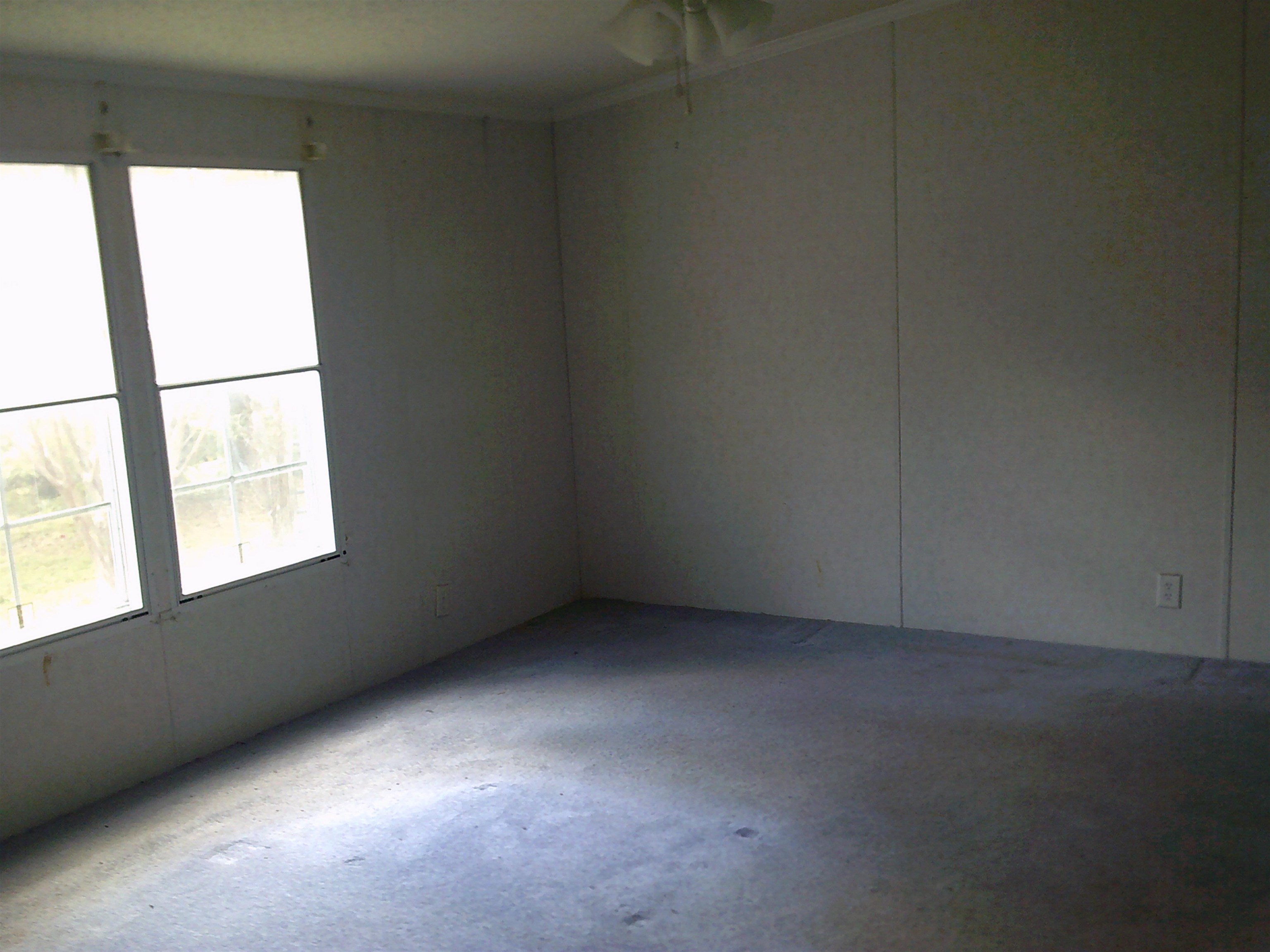 840 Rose Rd Property Photo 4