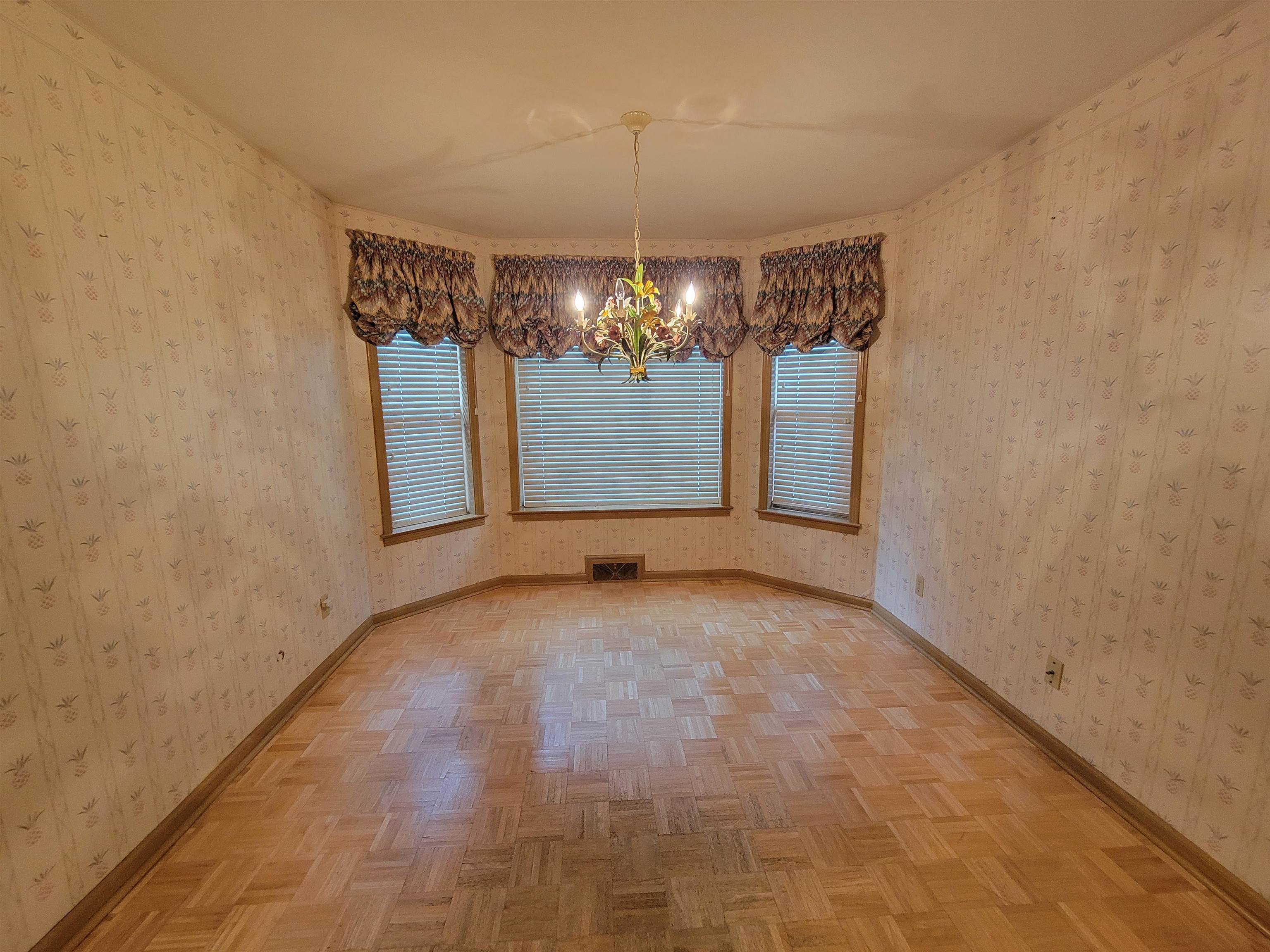 6404 Messick Rd Property Photo 10