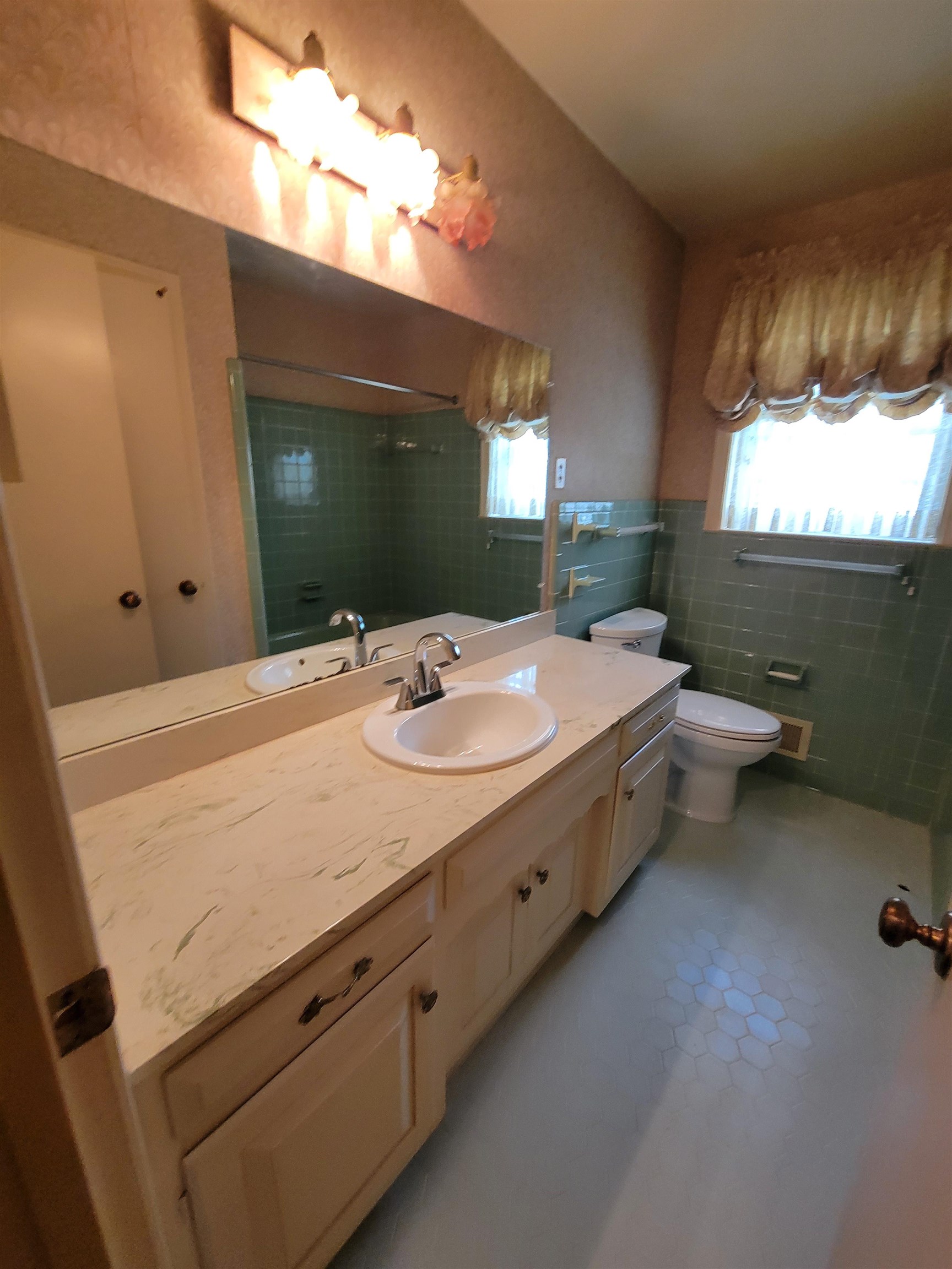 6404 Messick Rd Property Photo 16