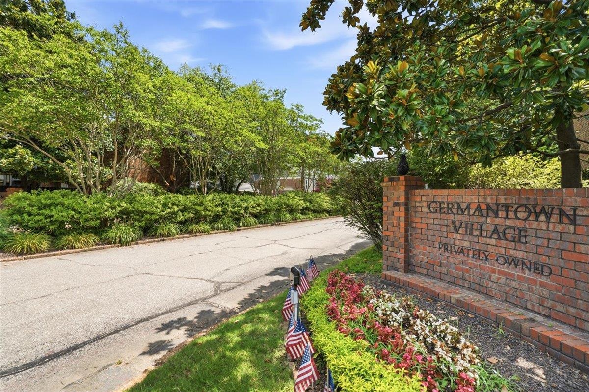 6932 MIDHURST DR 6932 Property Photo 1