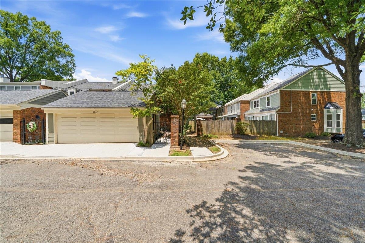 6932 Midhurst Dr 6932 Property Photo 6