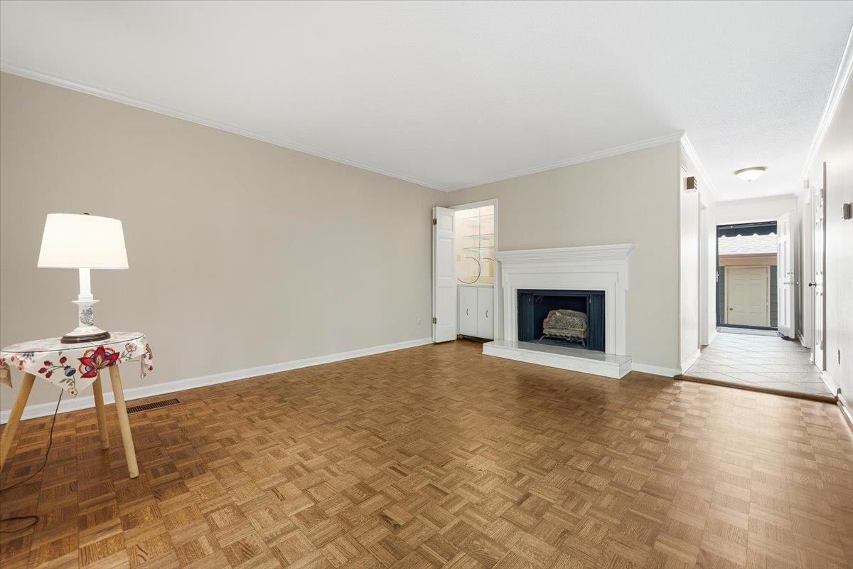 6932 Midhurst Dr 6932 Property Photo 16