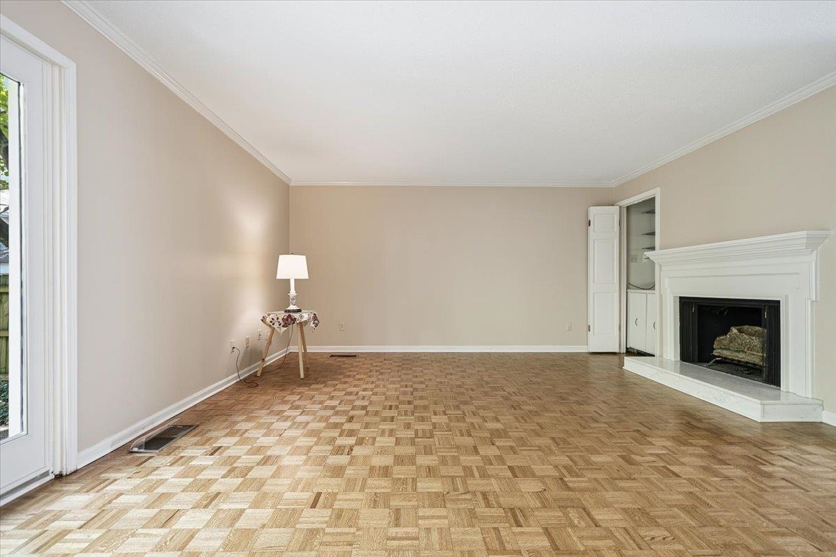 6932 Midhurst Dr 6932 Property Photo 17