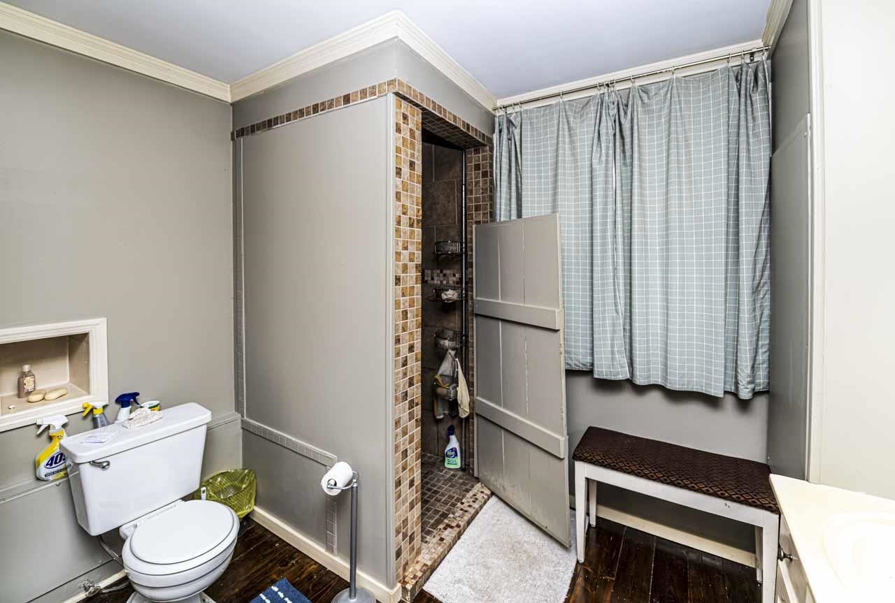 726 Main St Property Photo 15