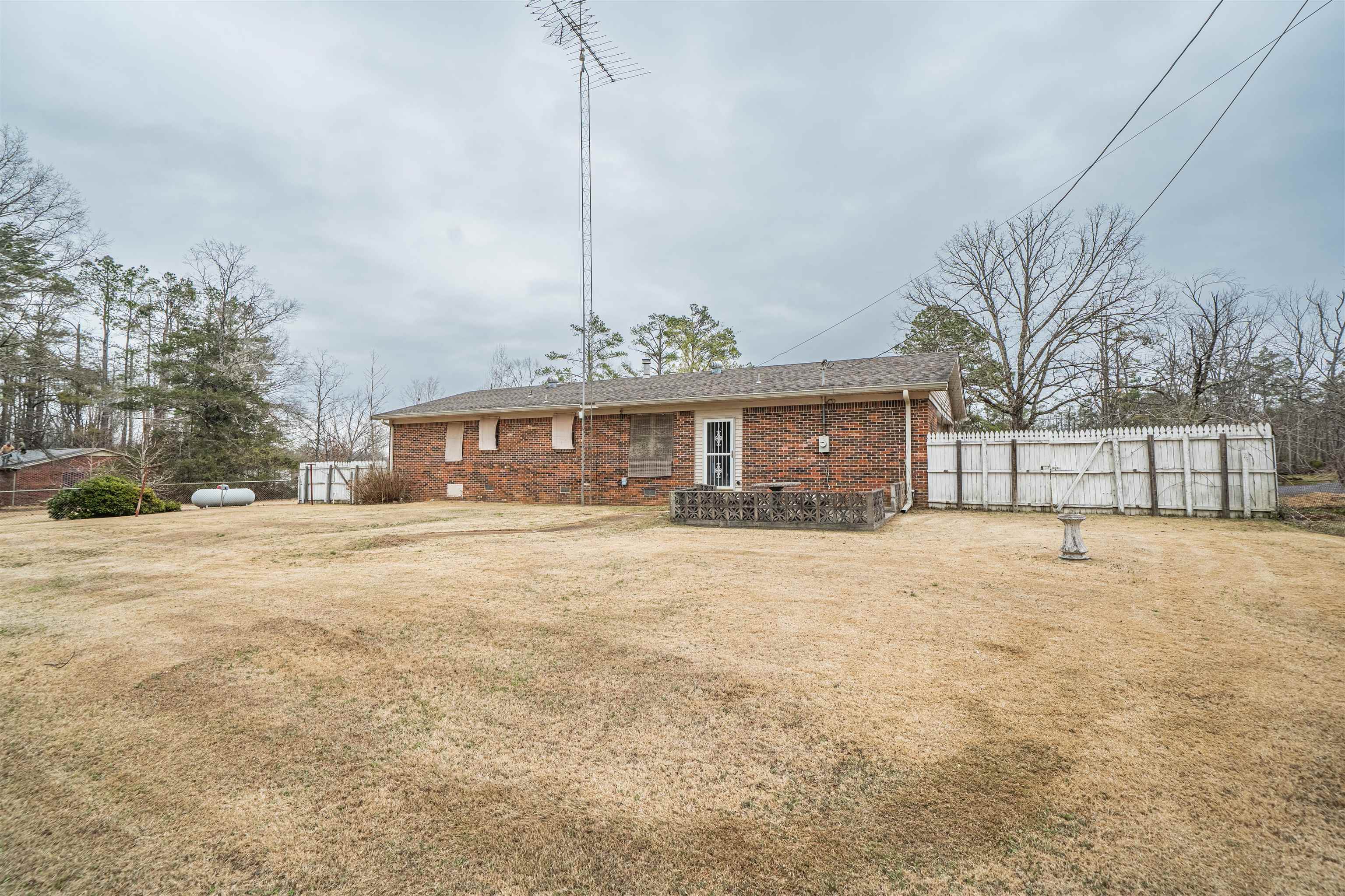 8113 S 22 Hwy Property Photo 7