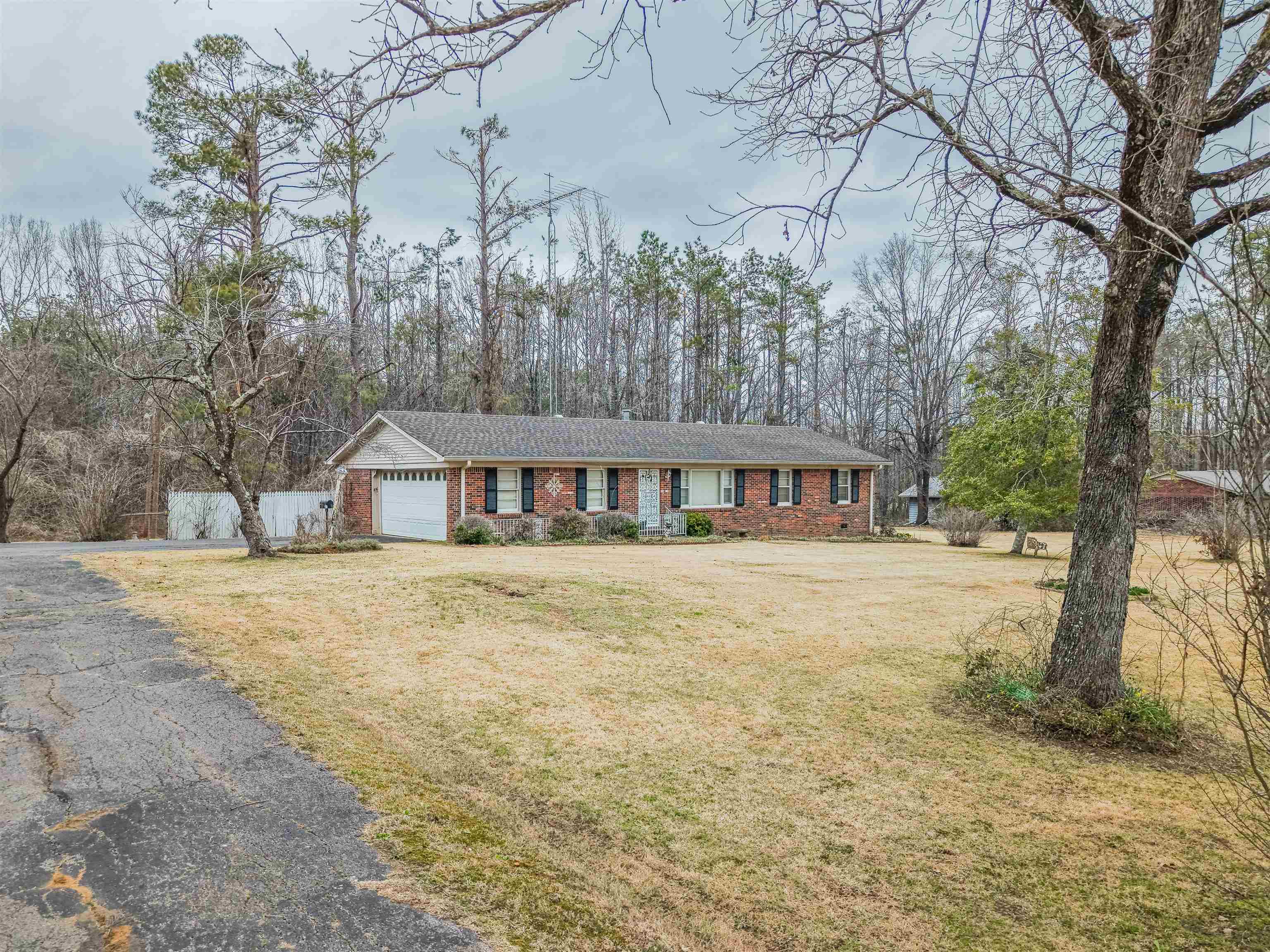 8113 S 22 Hwy Property Photo 13