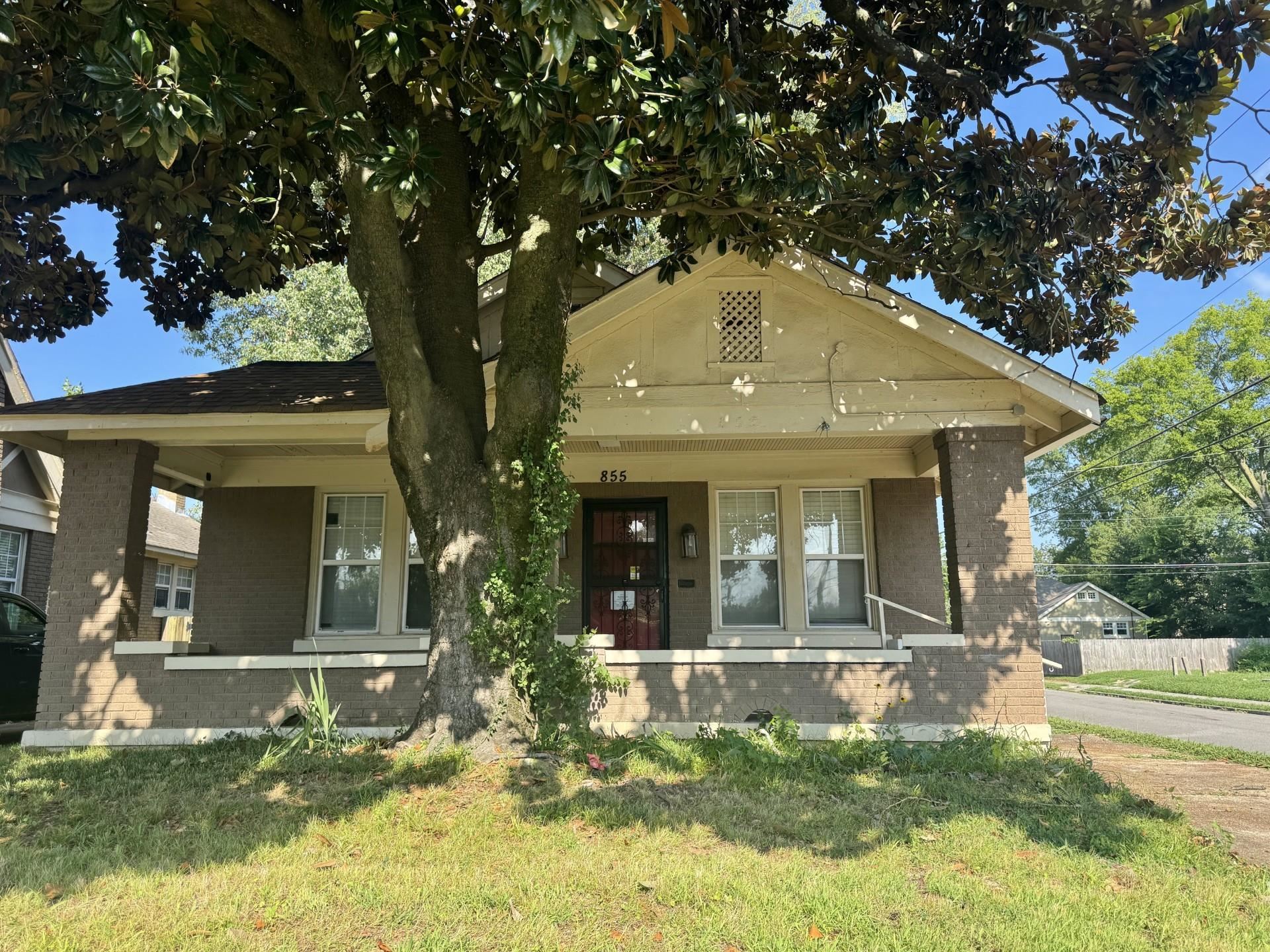 855 DICKINSON ST Property Photo 1