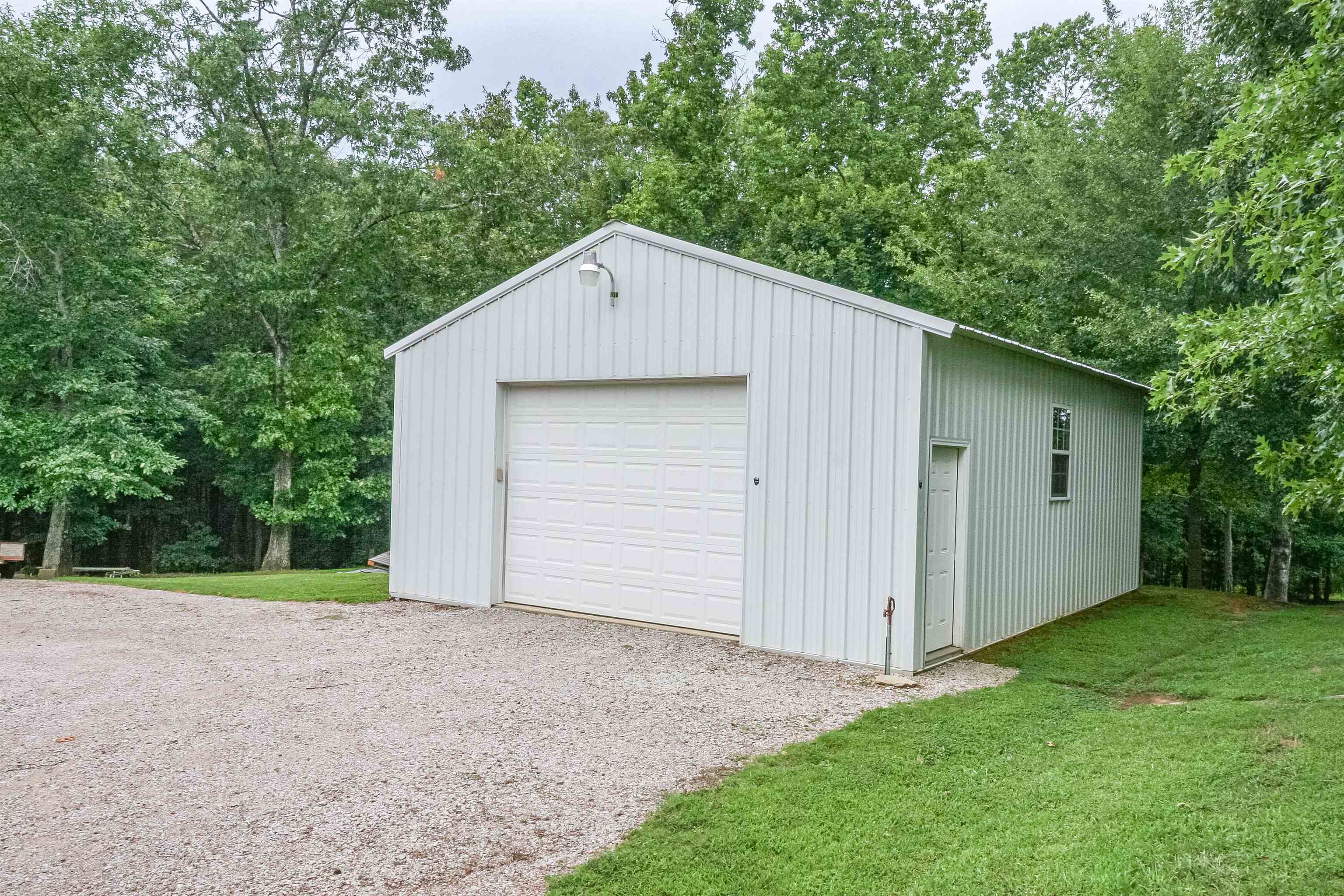496 Litt Wilson Rd Property Photo 3