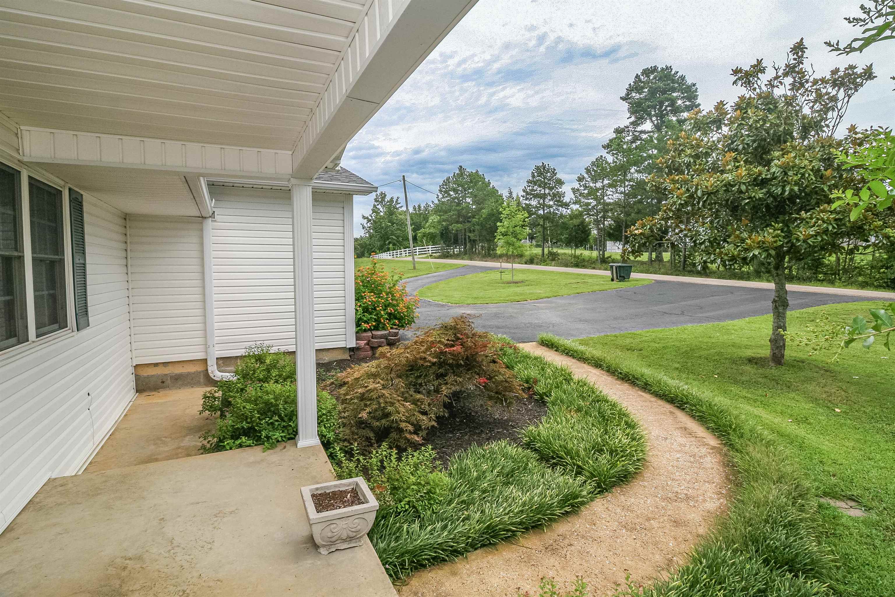 496 Litt Wilson Rd Property Photo 12