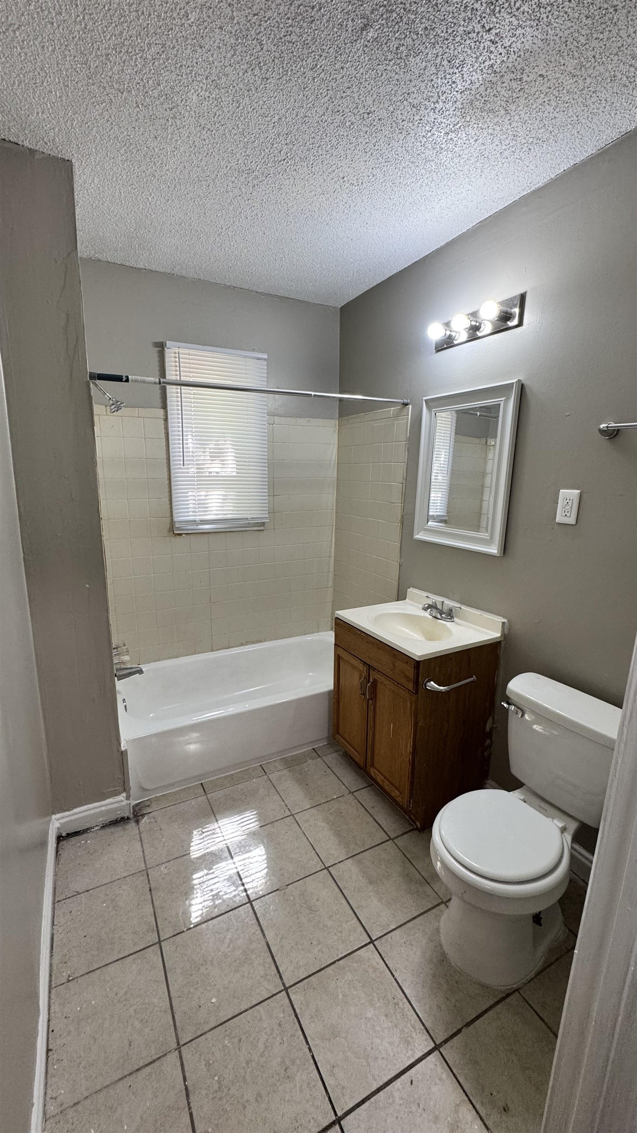 2434 Vollintine Ave Property Photo 14