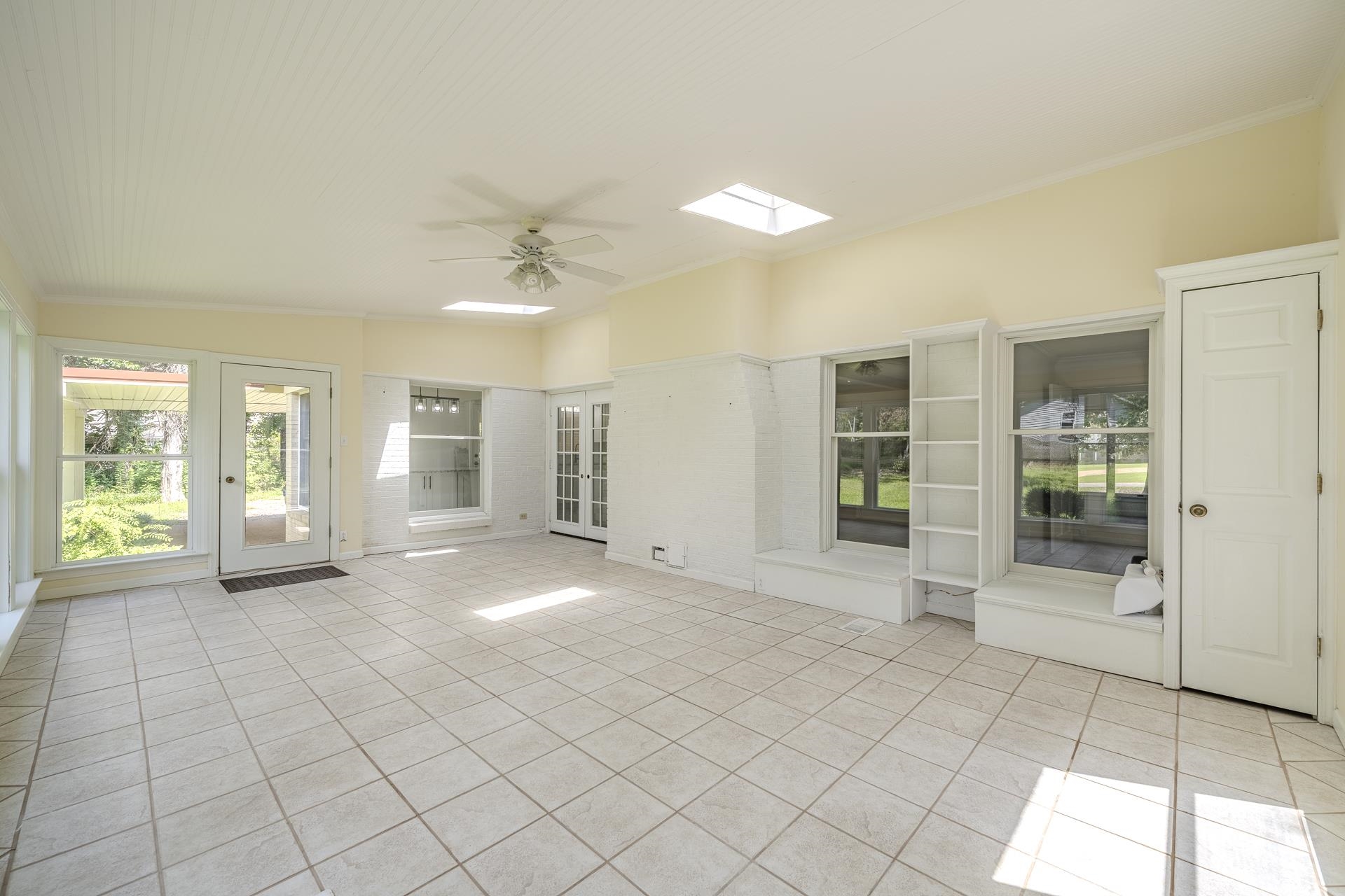 70 Holt St Property Photo 17