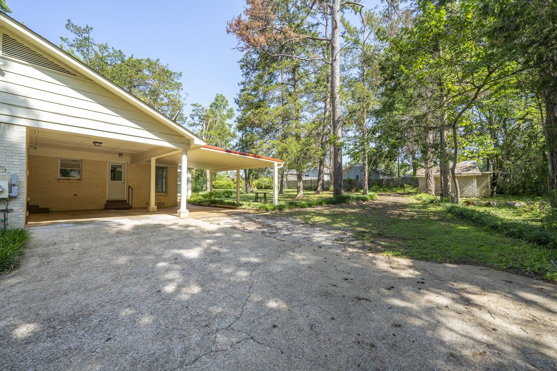 70 Holt St Property Photo 35