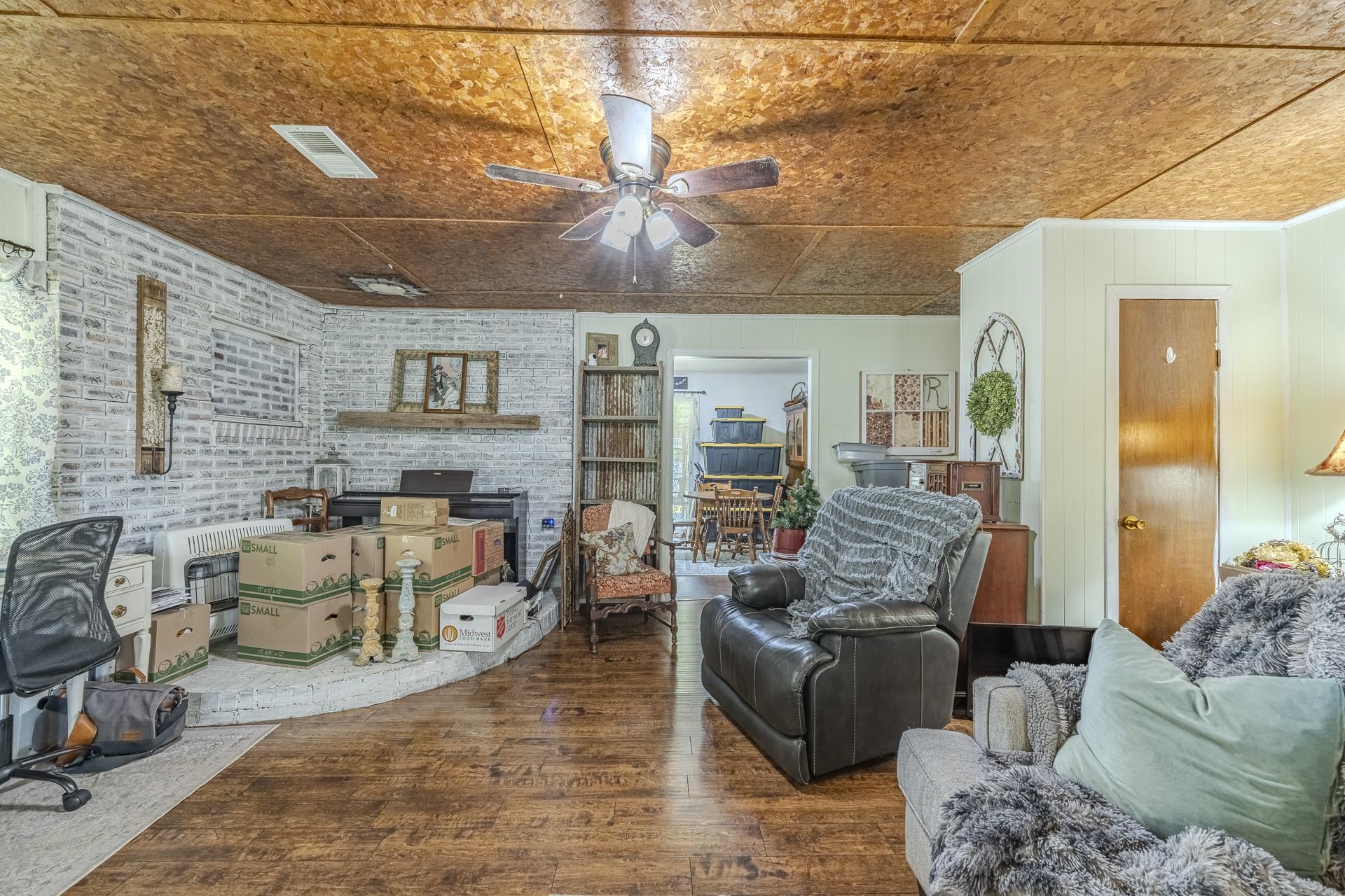 261 Macon St Property Photo 11