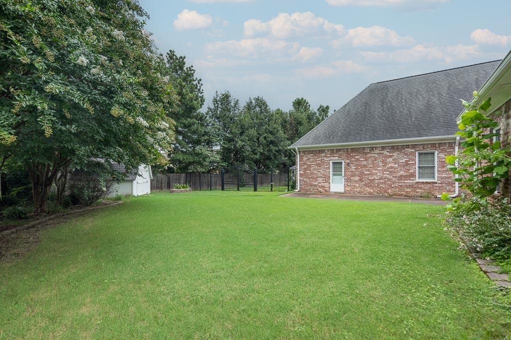 4128 Pine Hill Cv N Property Photo 5
