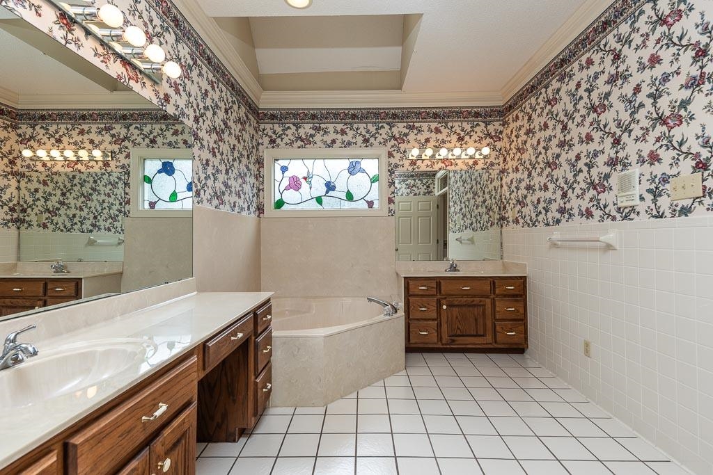 4128 Pine Hill Cv N Property Photo 24