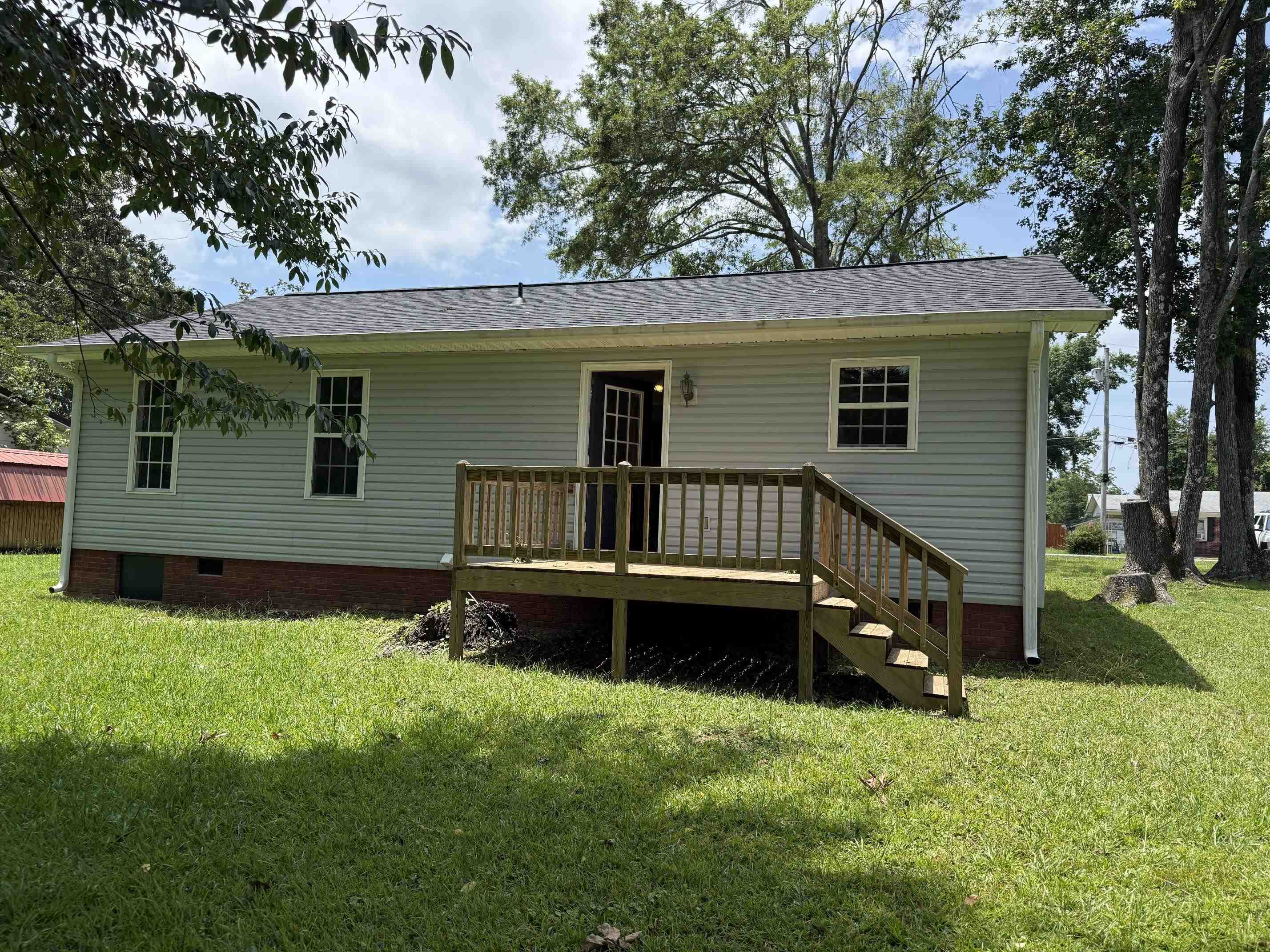 155 Willow St Property Photo 18