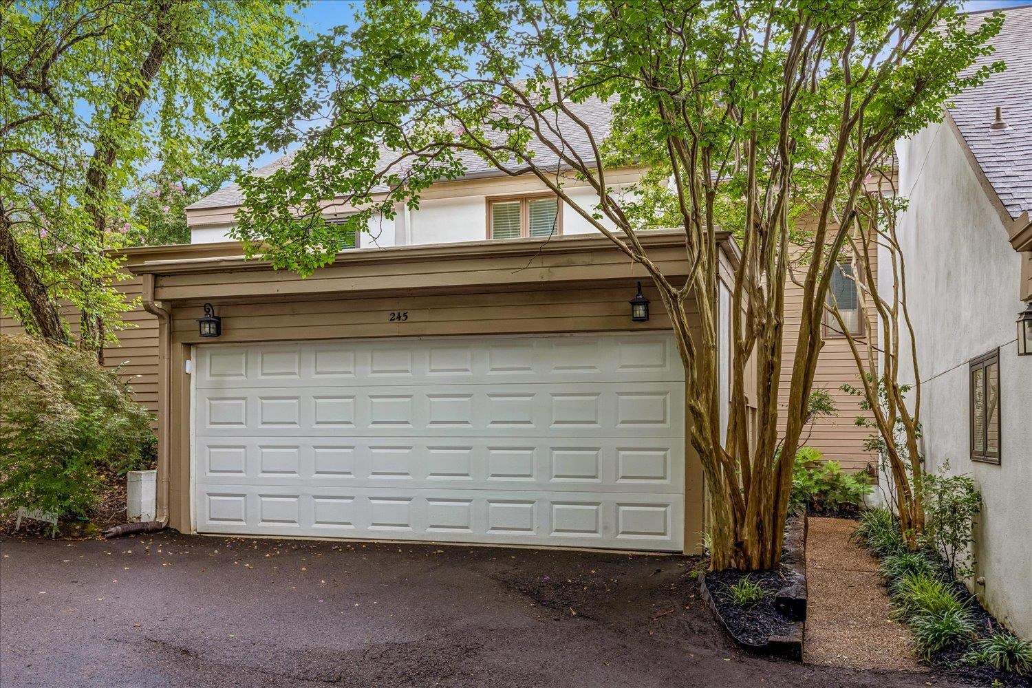 245 AVIVA DR Property Photo 1