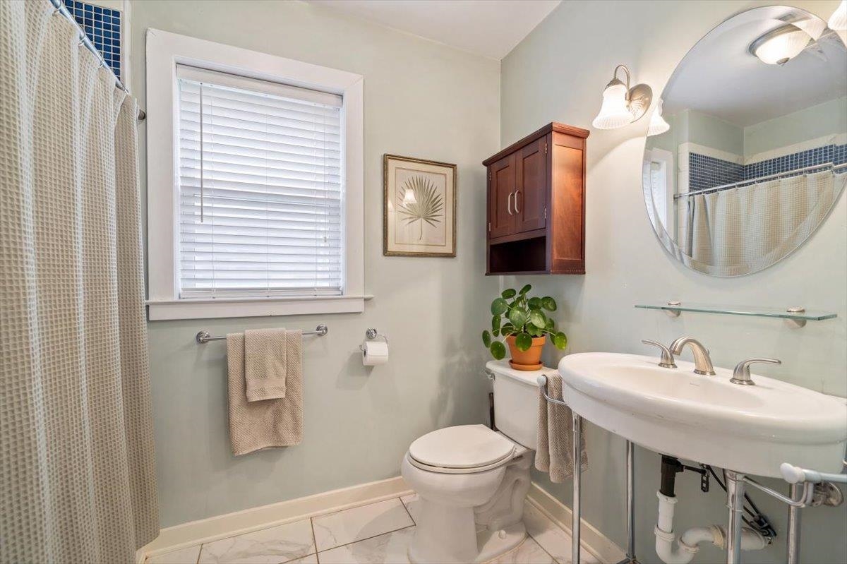 3694 Douglass Ave Property Photo 12