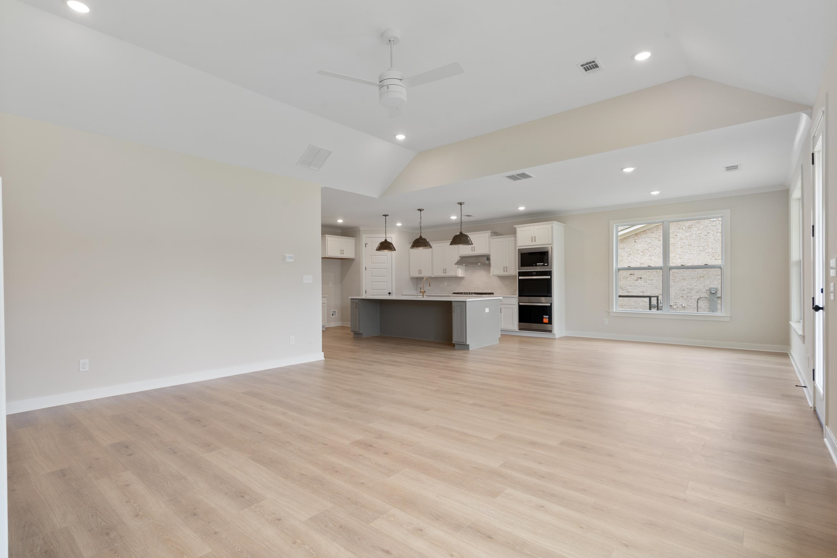 5027 Jon Oak Cv Property Photo 7