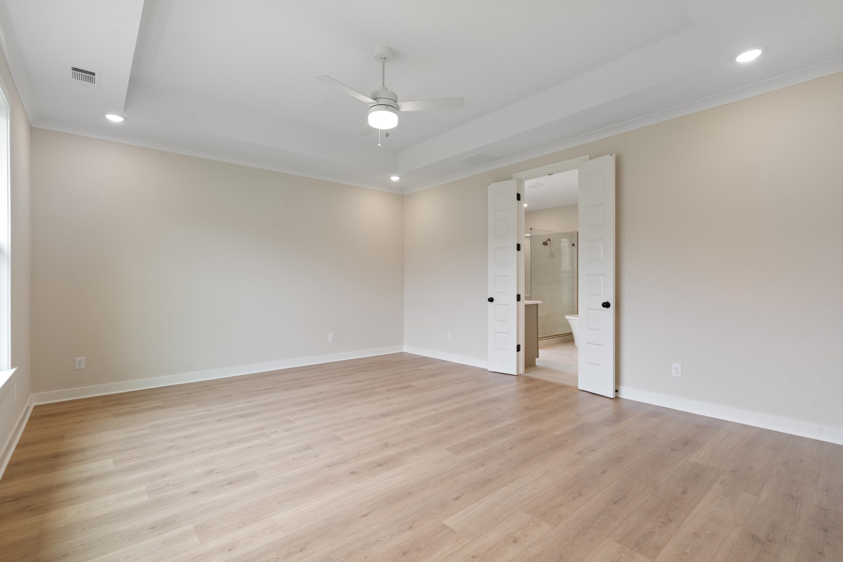 5027 Jon Oak Cv Property Photo 13
