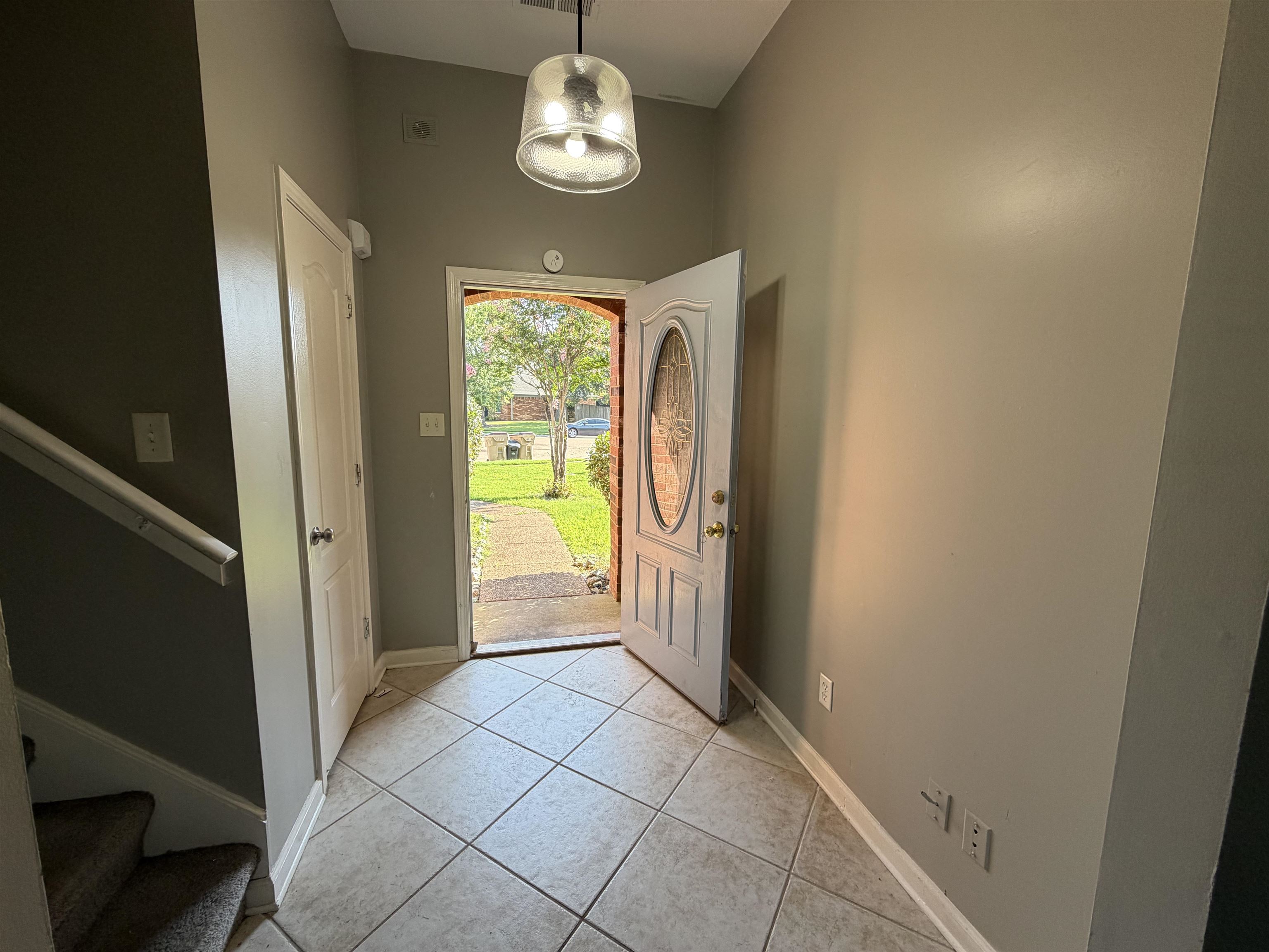 10111 Cross Valley Dr Property Photo 3