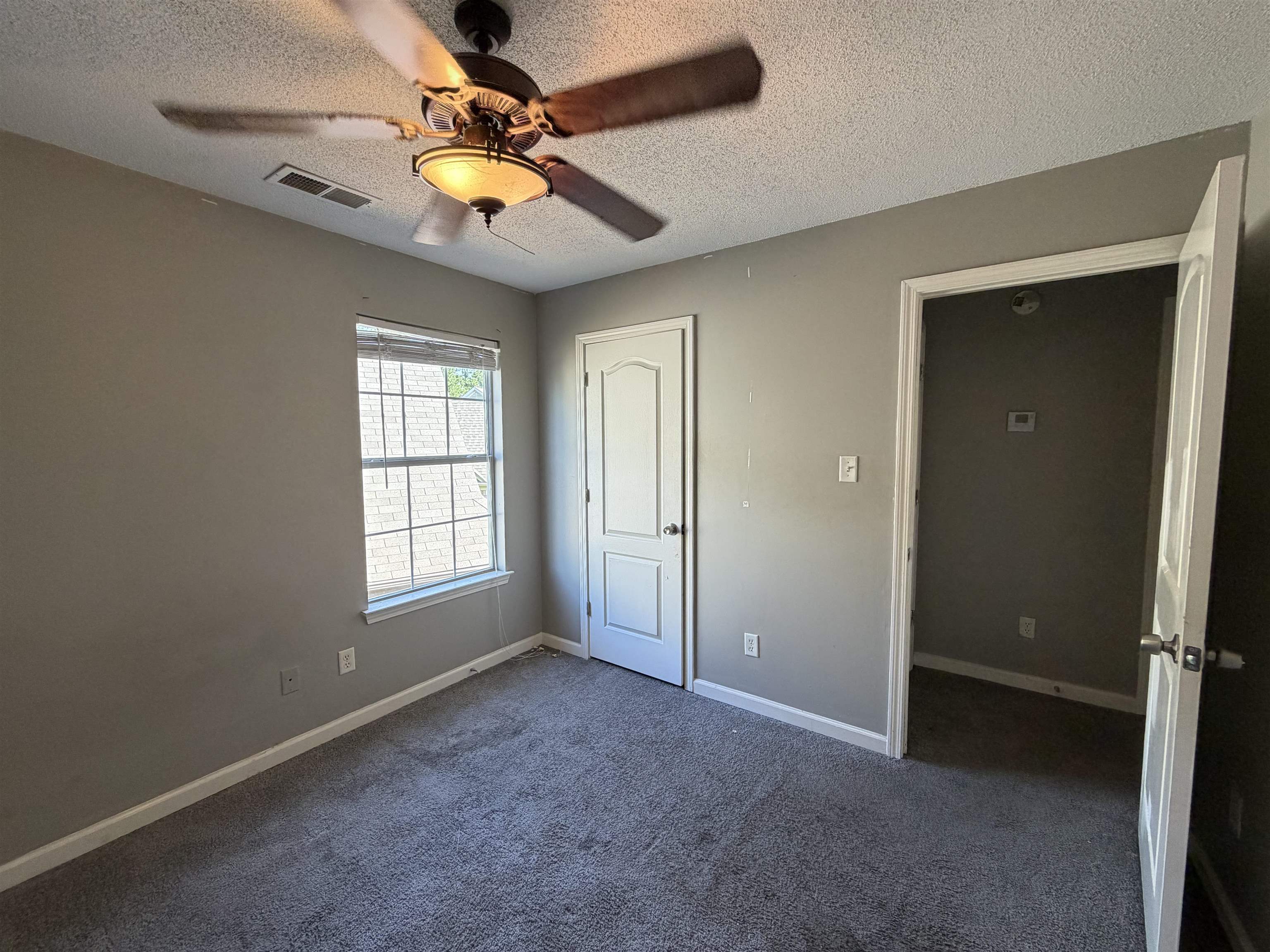 10111 Cross Valley Dr Property Photo 8