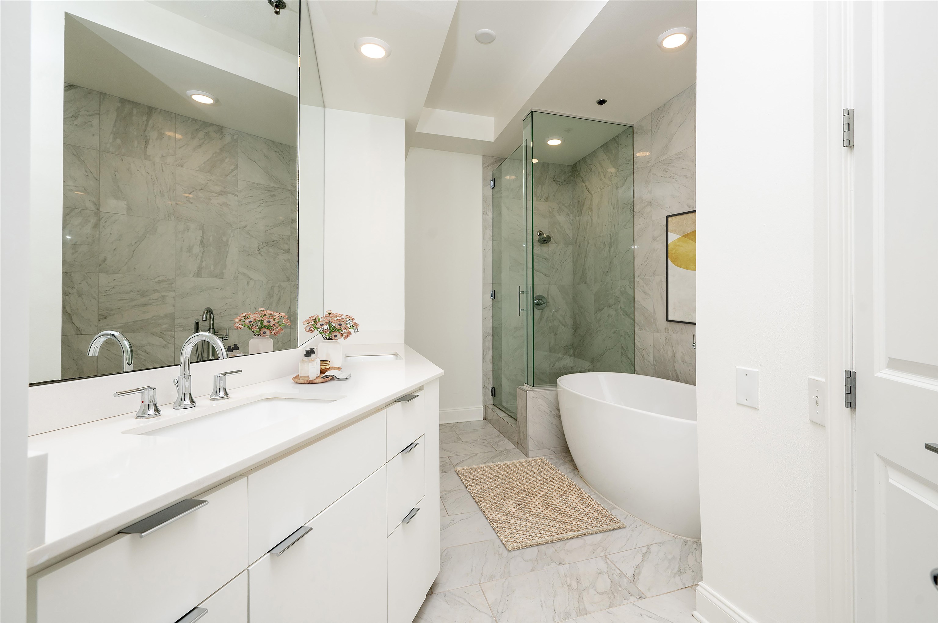 717 S Riverside Dr 1108 Property Photo 16