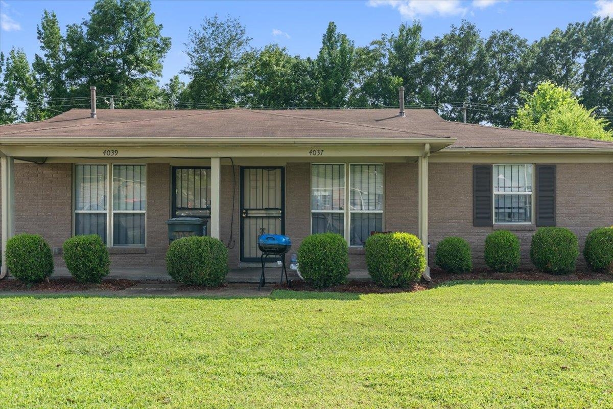4037 FOREST VIEW DR Property Photo 1
