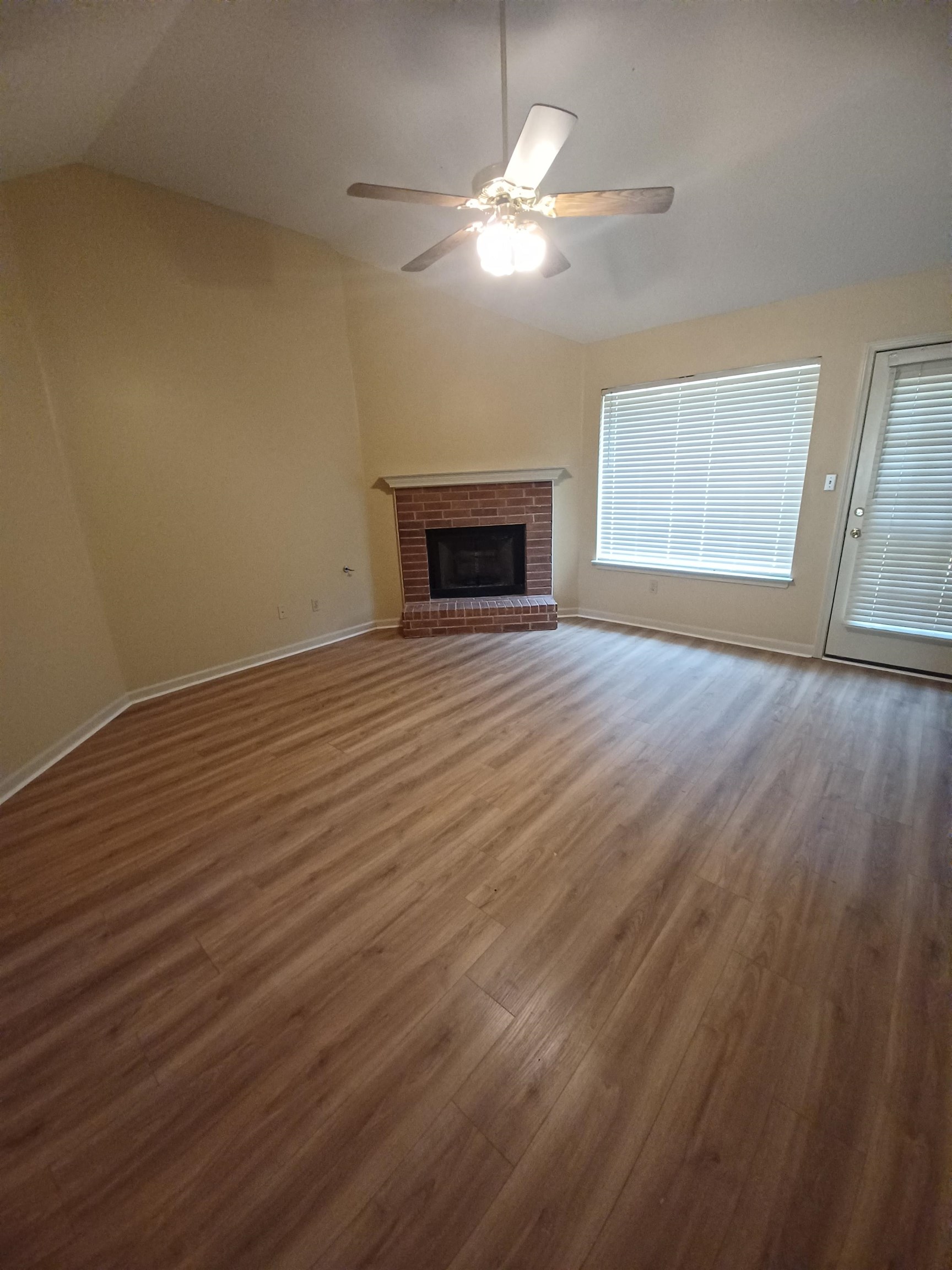 9592 Chi Chi Ln Property Photo 5